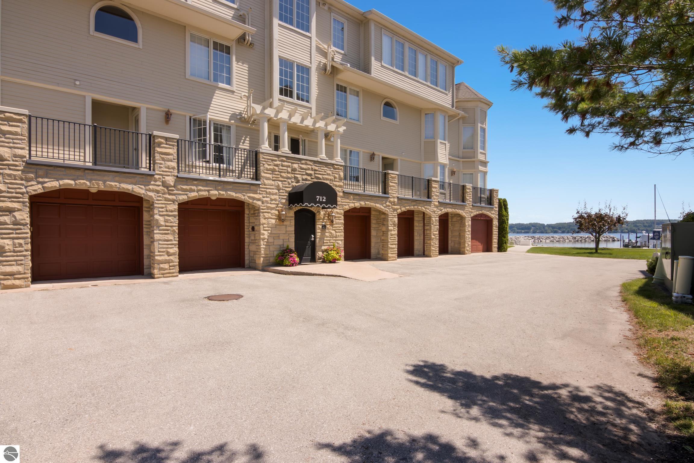 712 Dockside Circle, Suttons Bay, MI 49682 — Photo 4