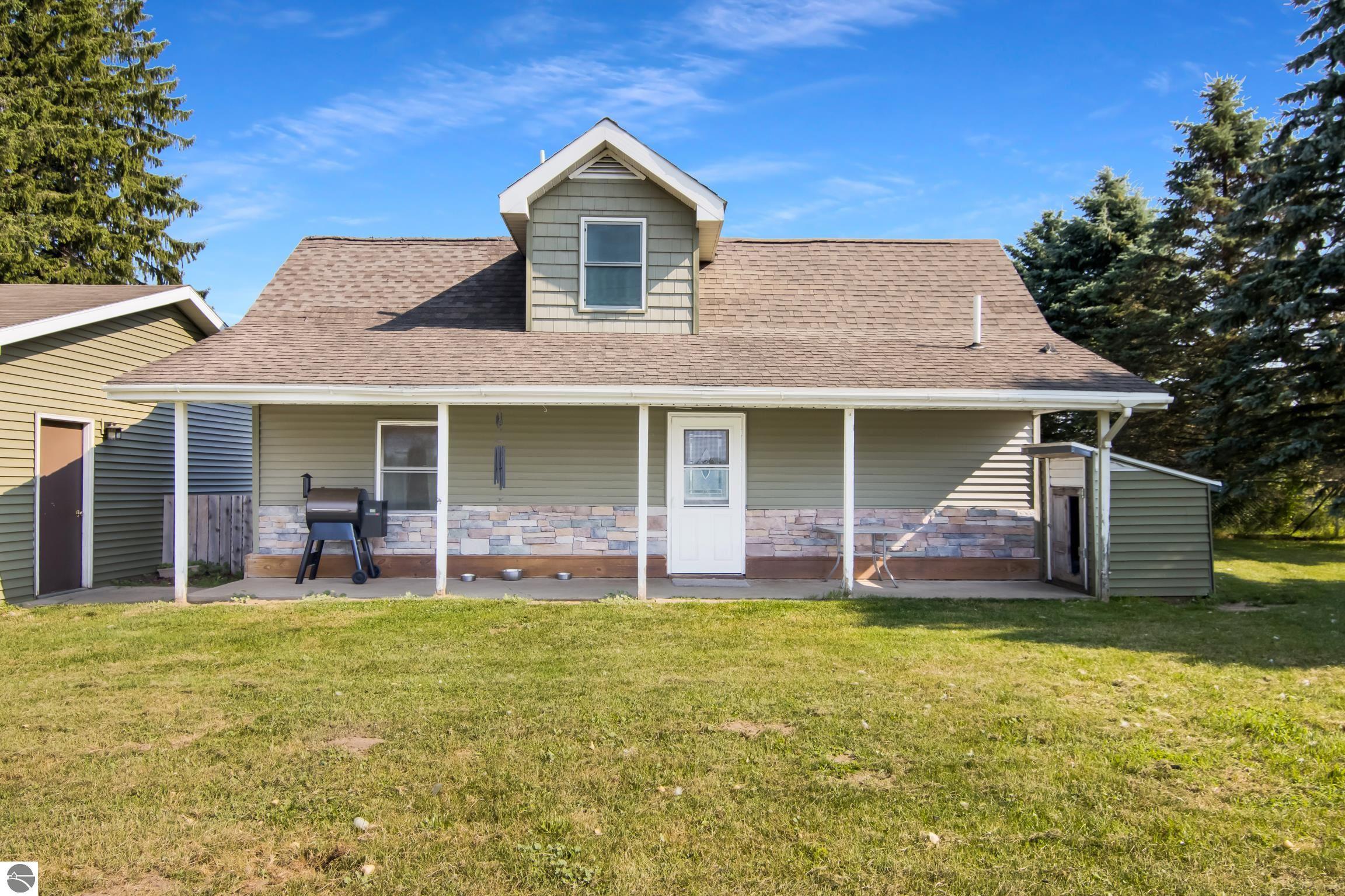 5051 W County Line Road, Buckley, MI 49620 — Photo 5