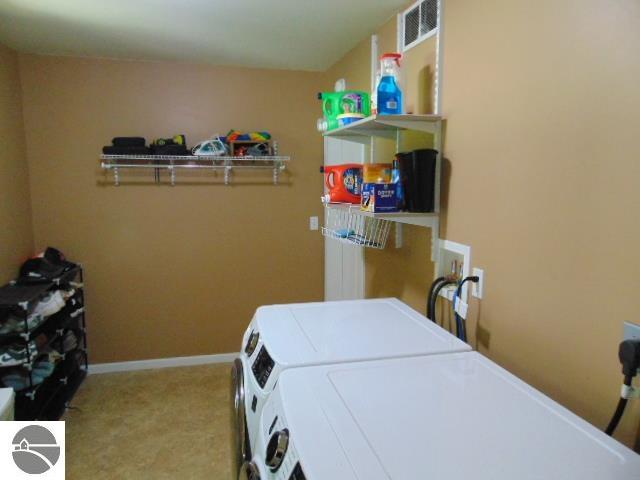 518 N Ithaca Street, Ithaca, MI 48847 — Photo 31