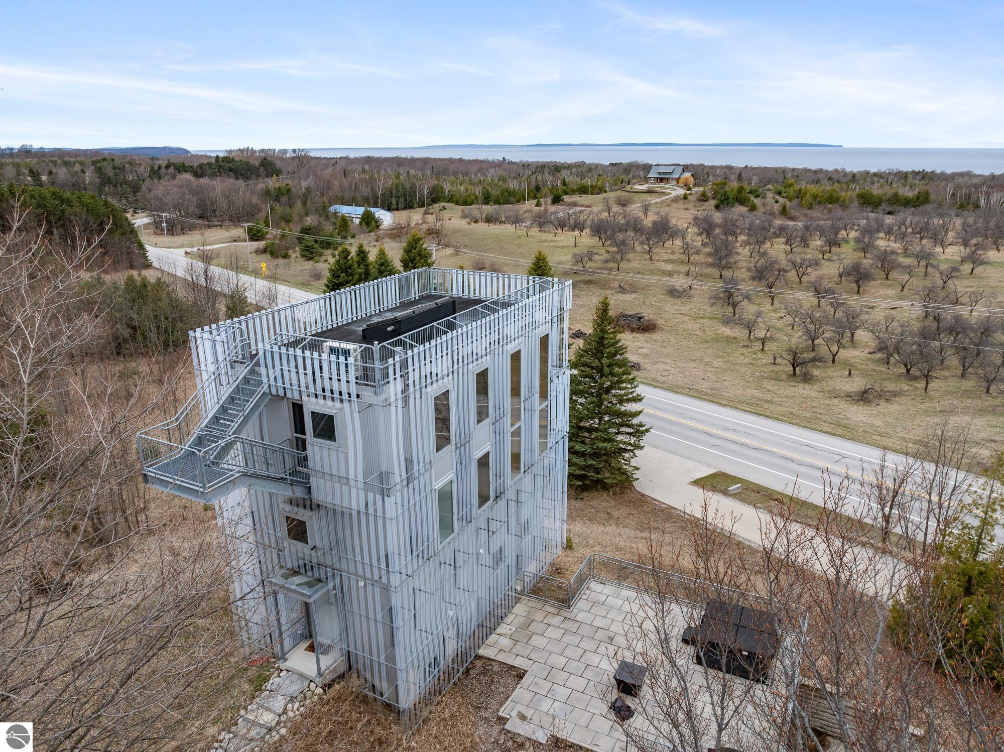 Click to enlarge photo