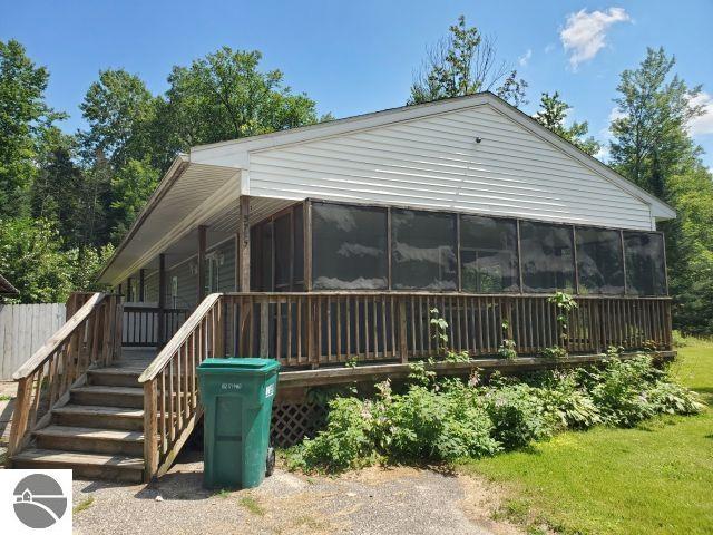 5775 River Valley Drive, Prescott, MI 48756 — front exterior