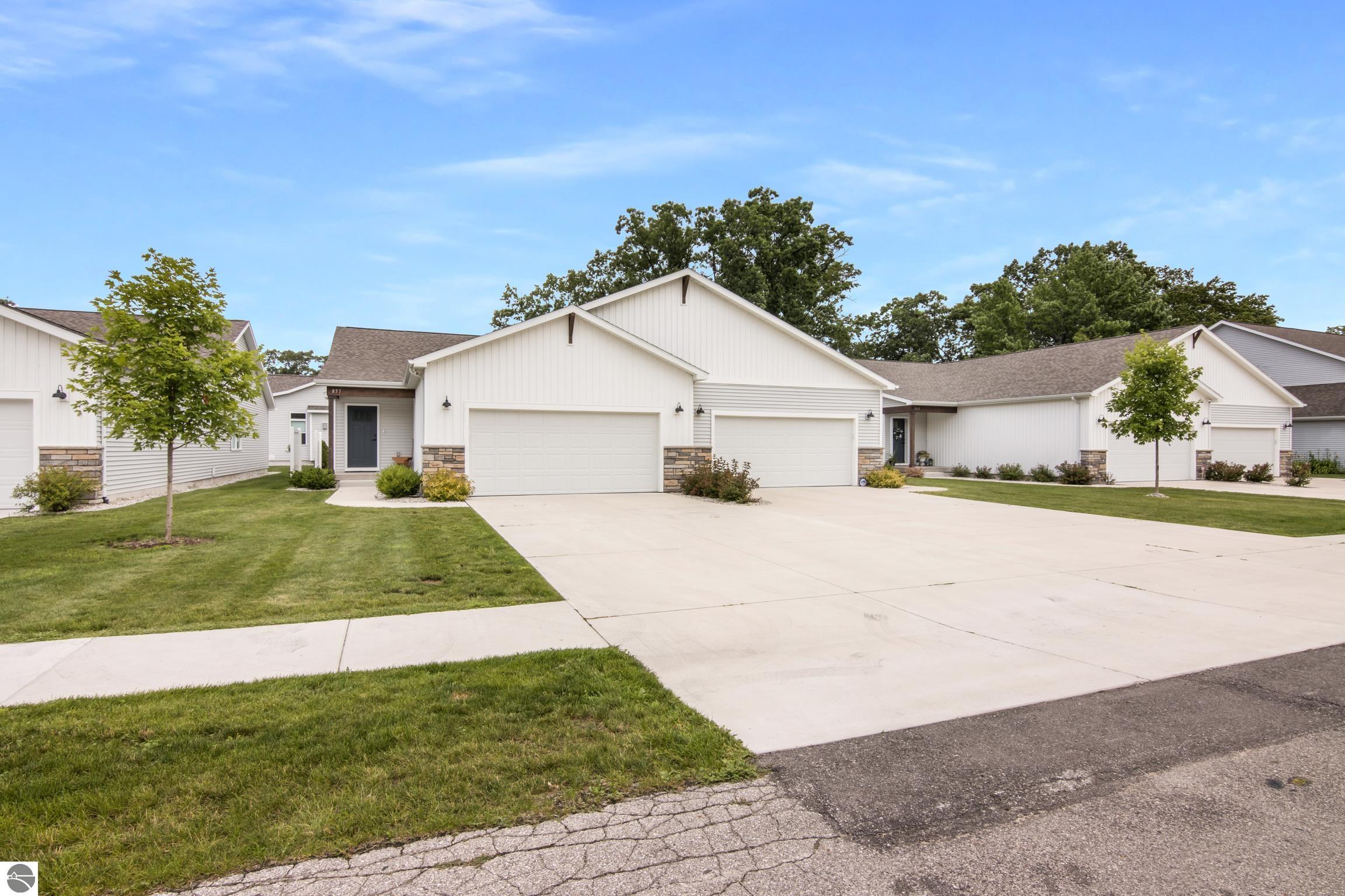 859 Carson Street, Traverse City, MI 49684