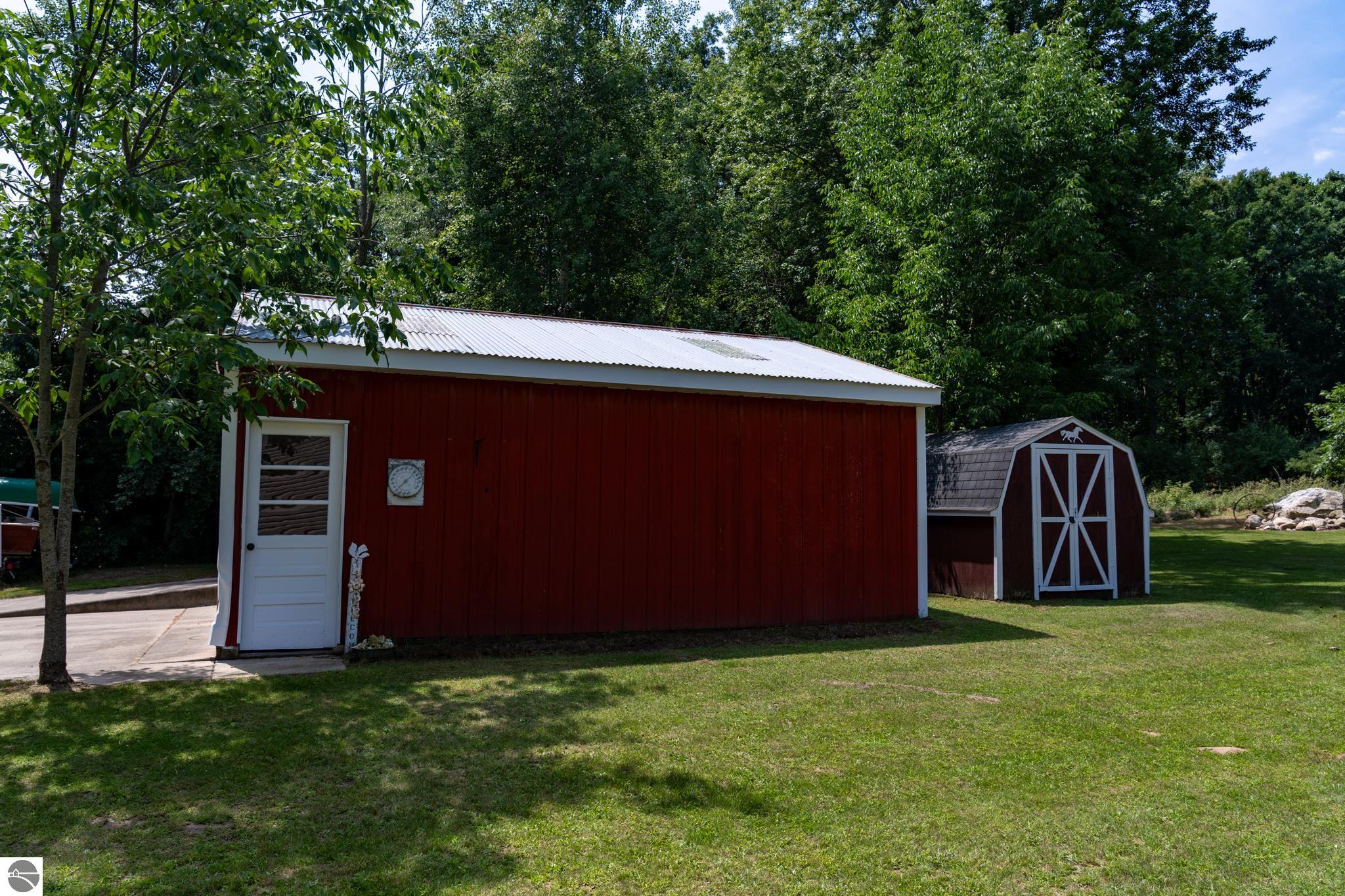731 N Rolland Road, Weidman, MI 48893 — Photo 42