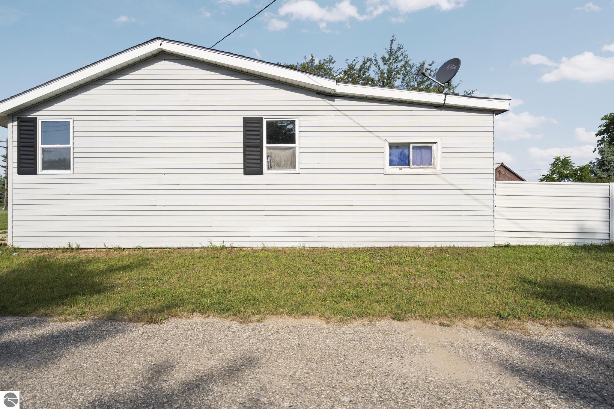 405 Lynn Street, Kalkaska, MI 49646 — Photo 19