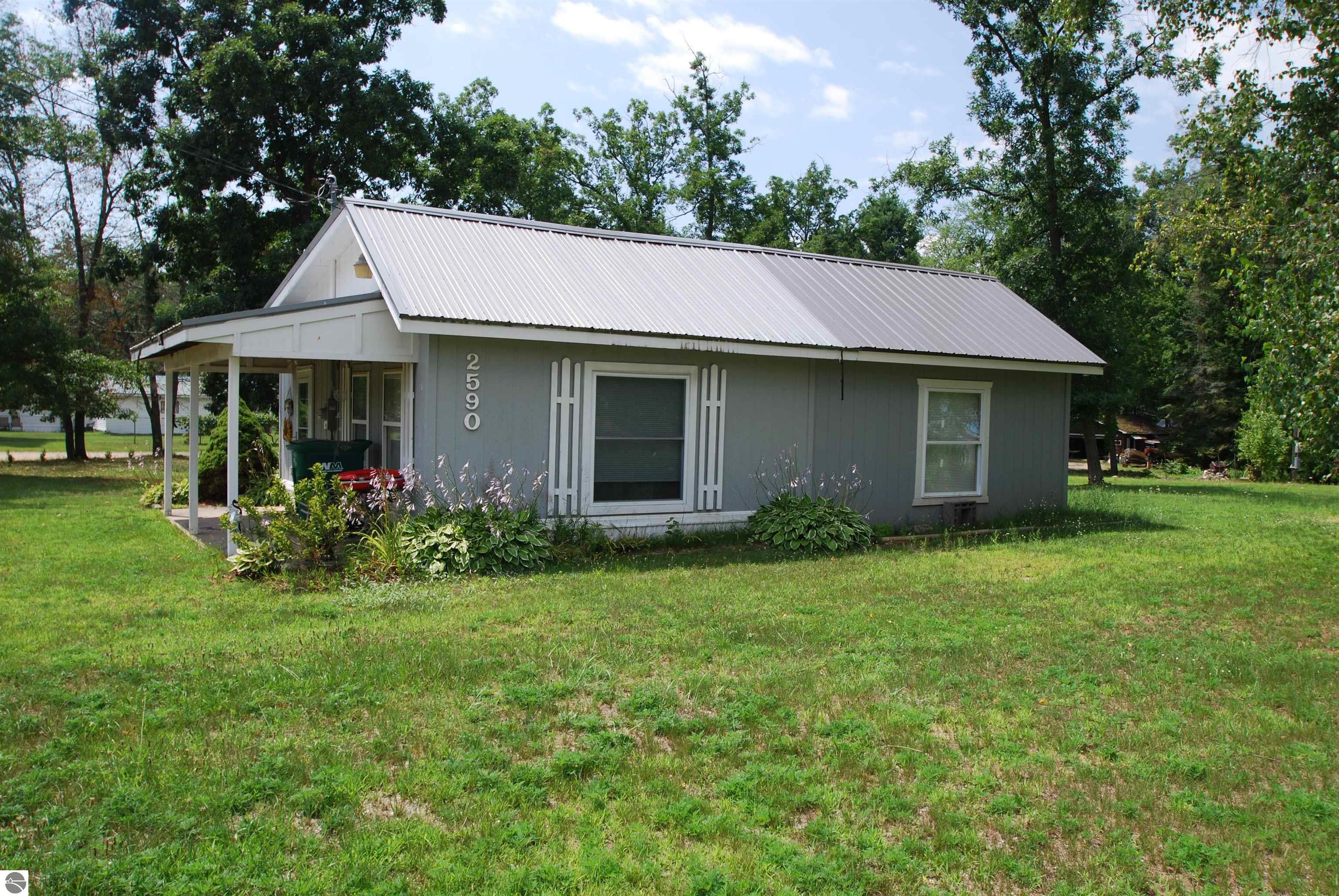 2590 E Greenwood, Prescott, MI 48756 — front exterior