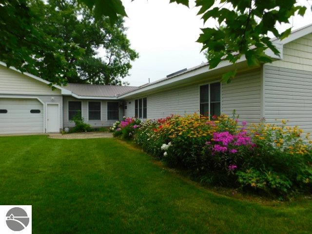 102 Paw Paw, Kalkaska, MI 49646 — Photo 11