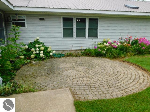 102 Paw Paw, Kalkaska, MI 49646 — Photo 21