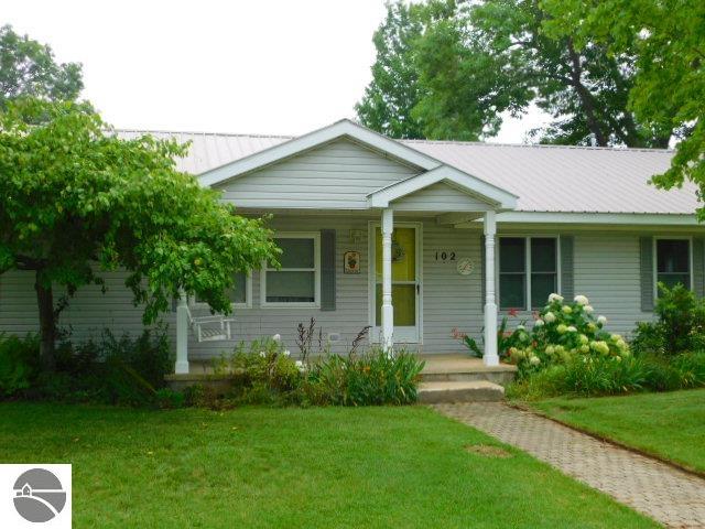 102 Paw Paw, Kalkaska, MI 49646 — Photo 4