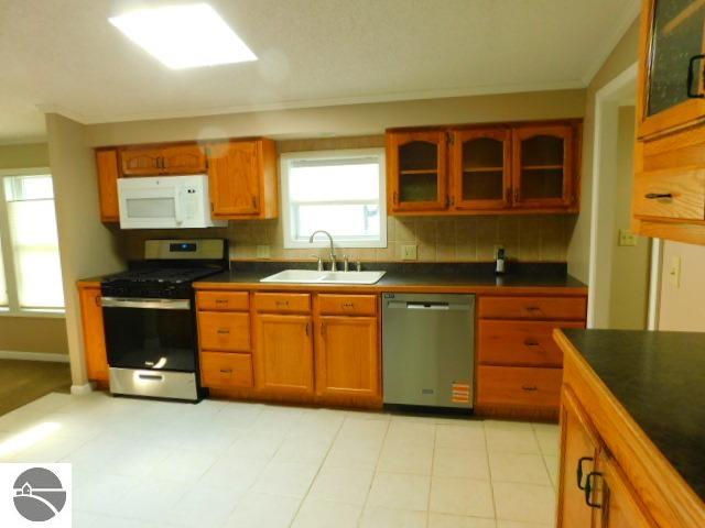 102 Paw Paw, Kalkaska, MI 49646 — Photo 33
