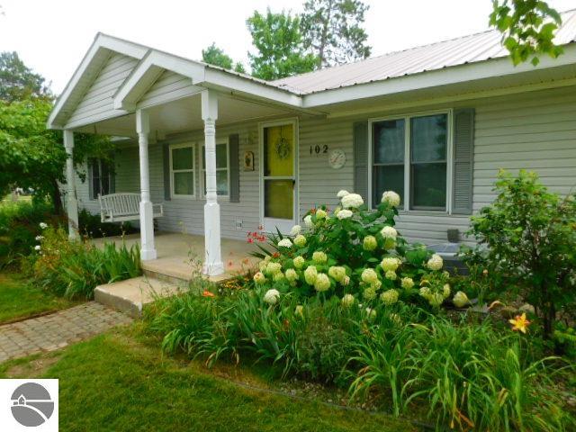102 Paw Paw, Kalkaska, MI 49646 — Photo 5