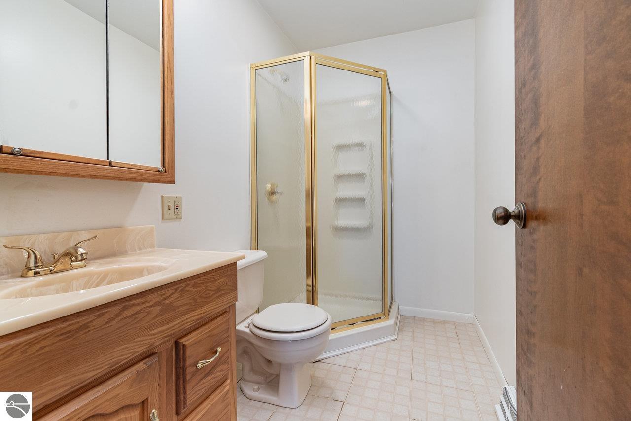 517 E Main Street, Carson City, MI 48811 — Photo 15