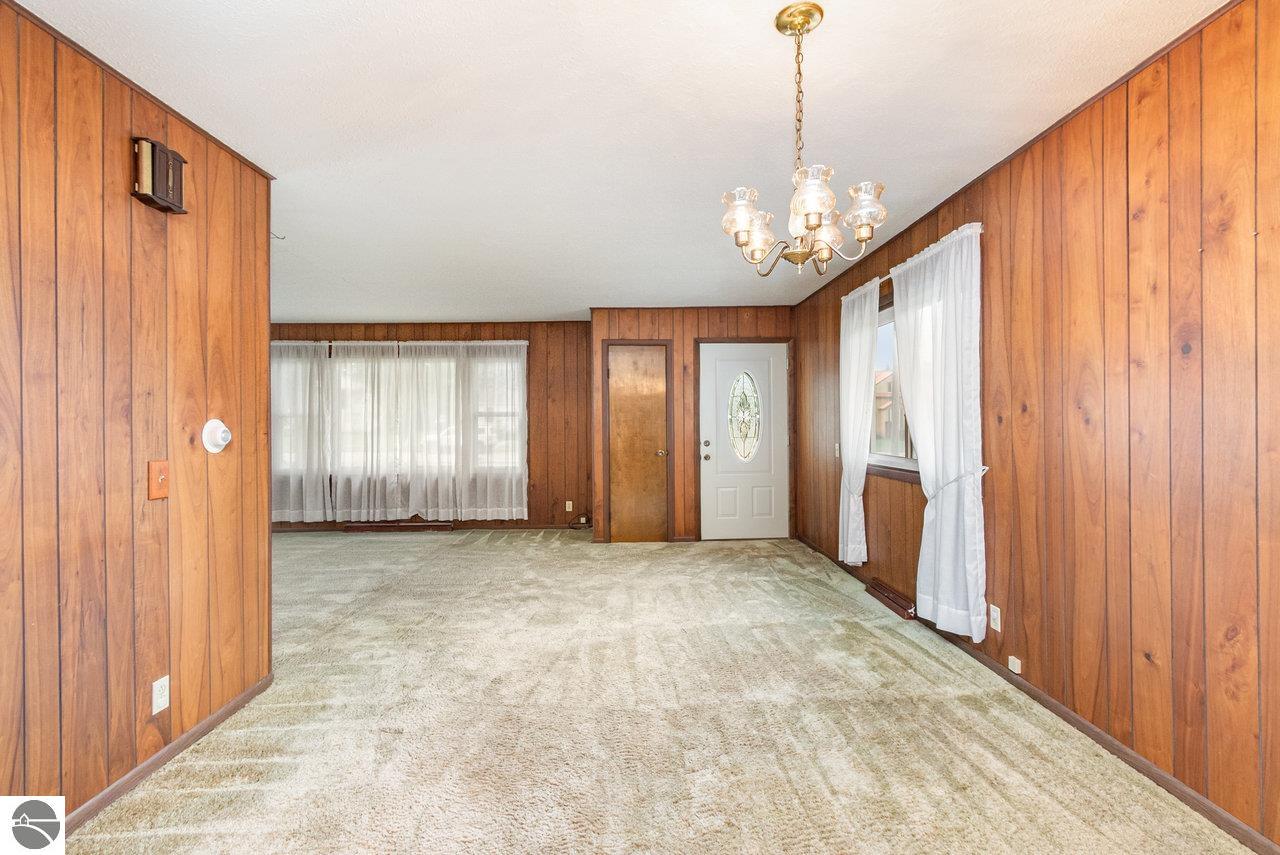 517 E Main Street, Carson City, MI 48811 — Photo 3