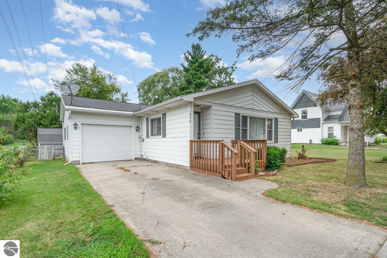 517 E Main Street, Carson City, MI 48811 — Photo 21