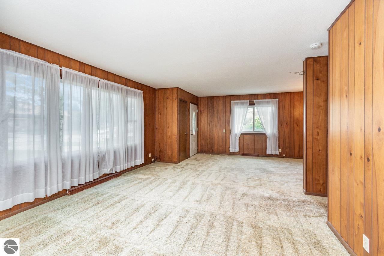 517 E Main Street, Carson City, MI 48811 — Photo 4