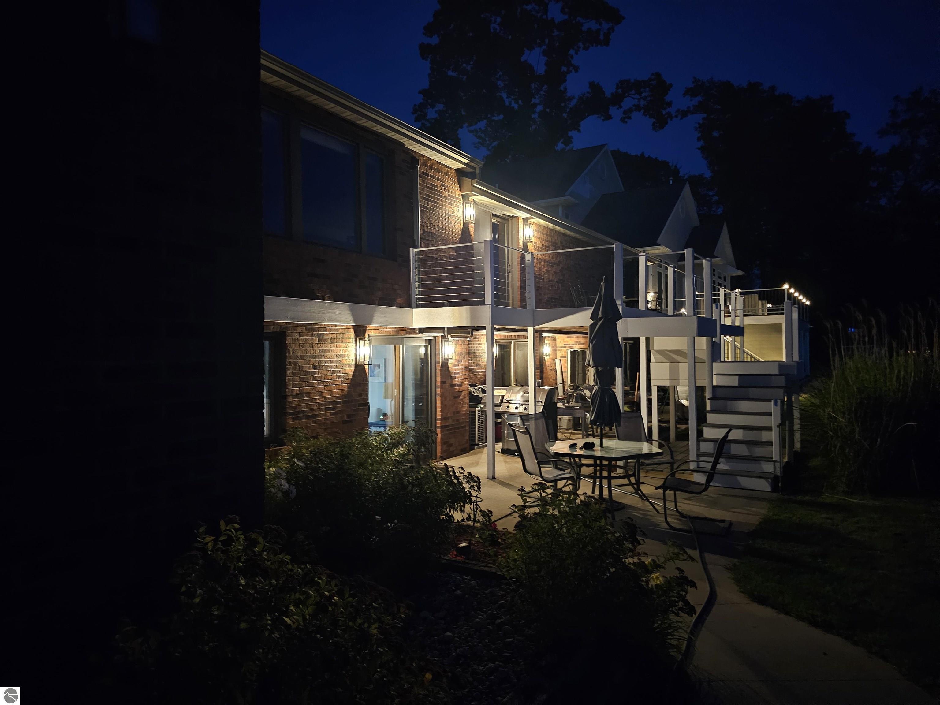 Click to enlarge photo