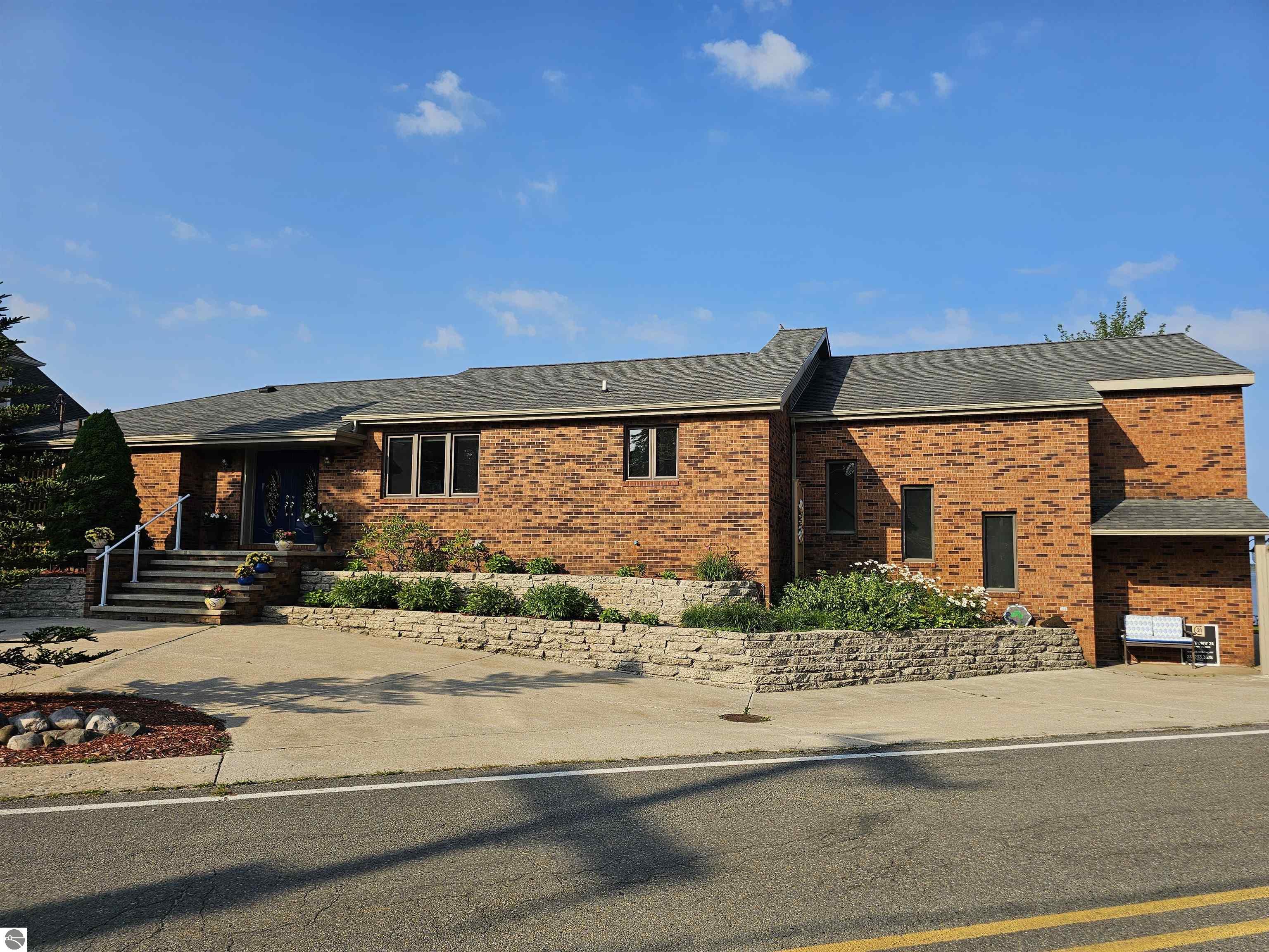 Click to enlarge photo