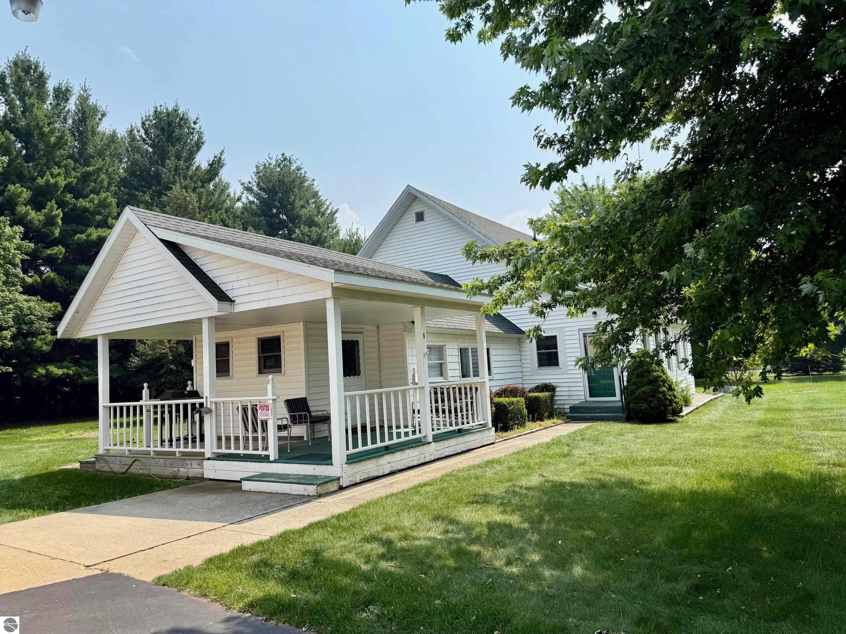 7278 Glovers Lake Road, Bear Lake, MI 49614 — Photo 2