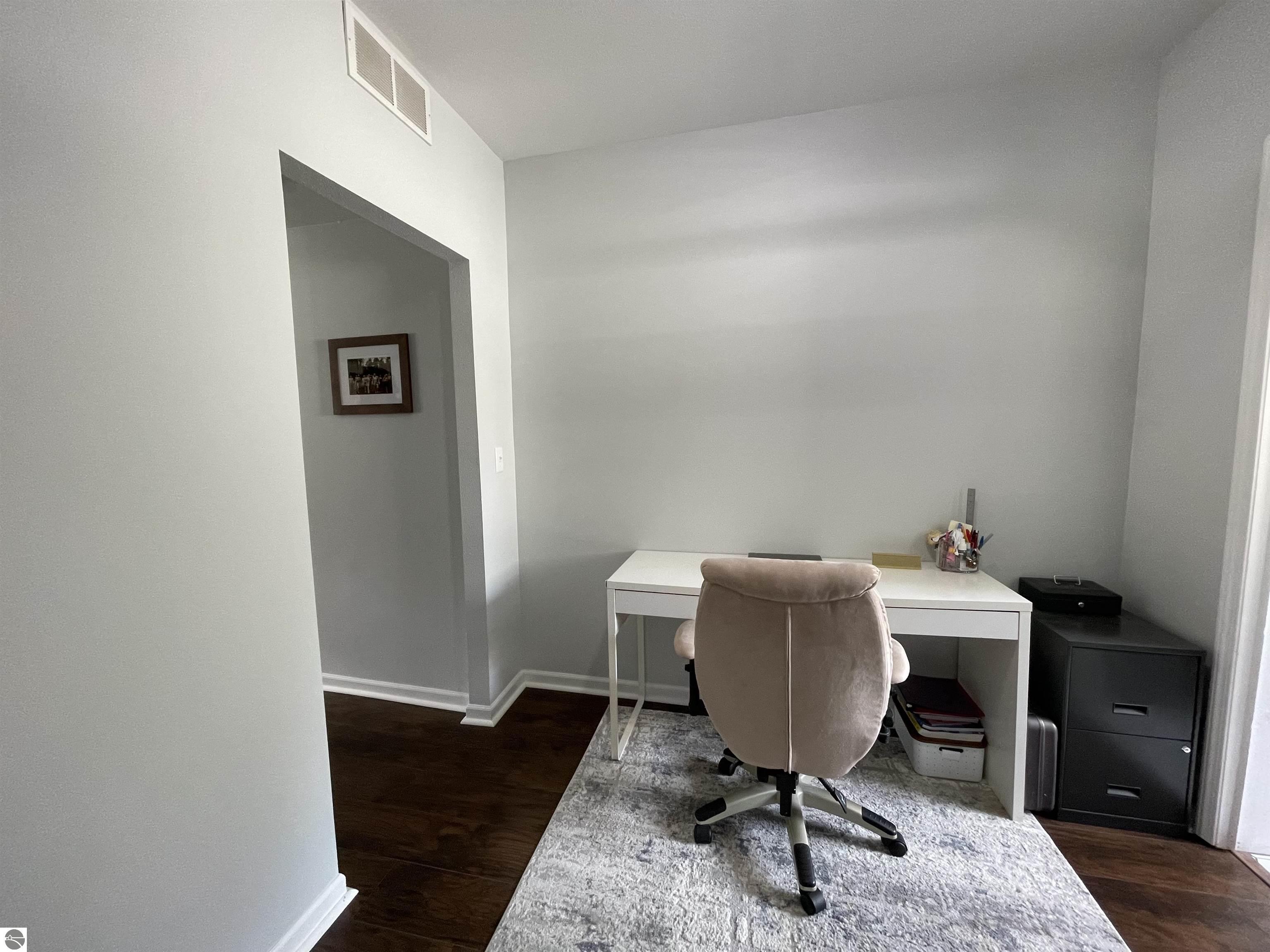810 Cedar Street, Clare, MI 48617 — Photo 29