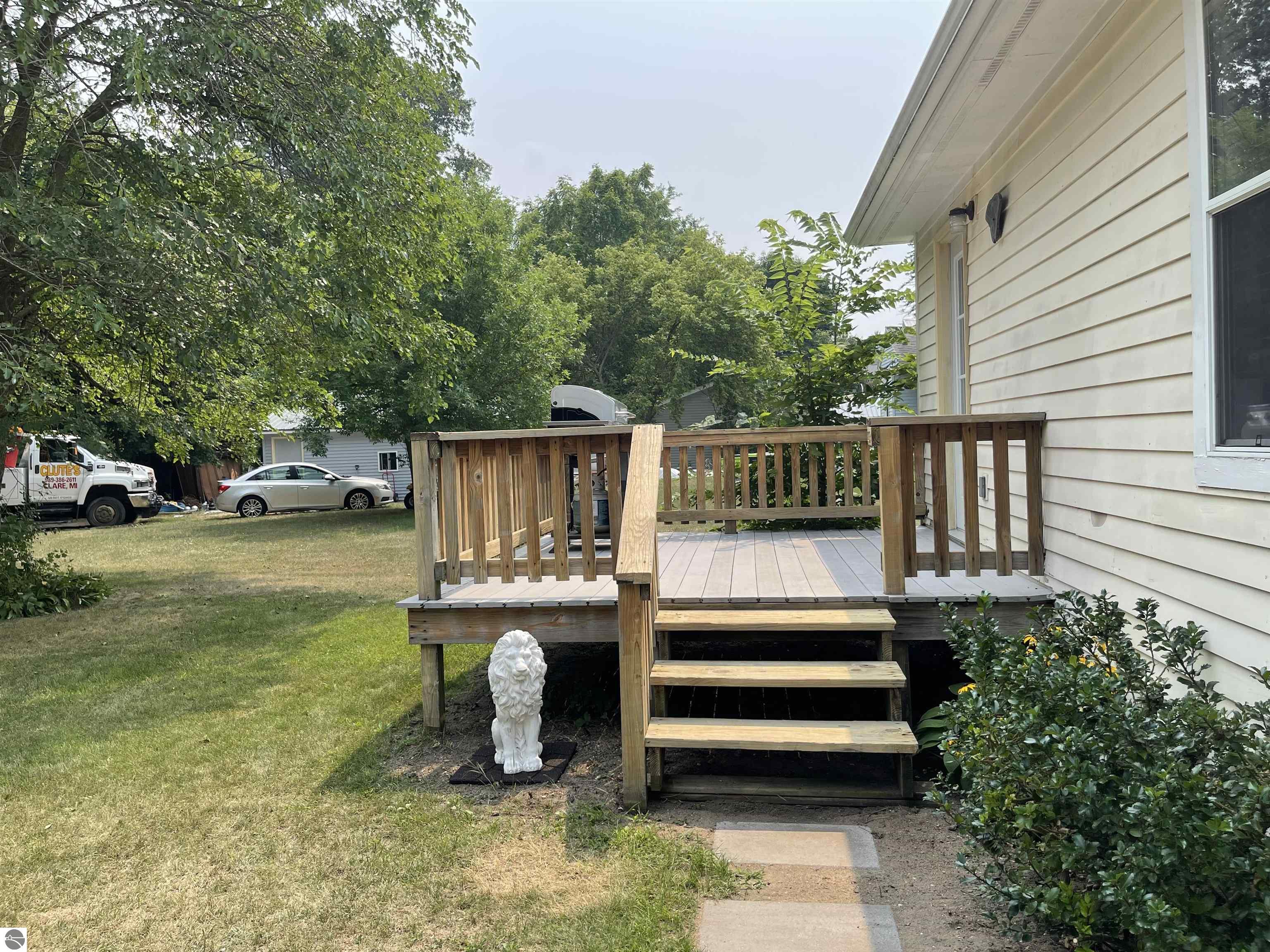 810 Cedar Street, Clare, MI 48617 — Photo 60