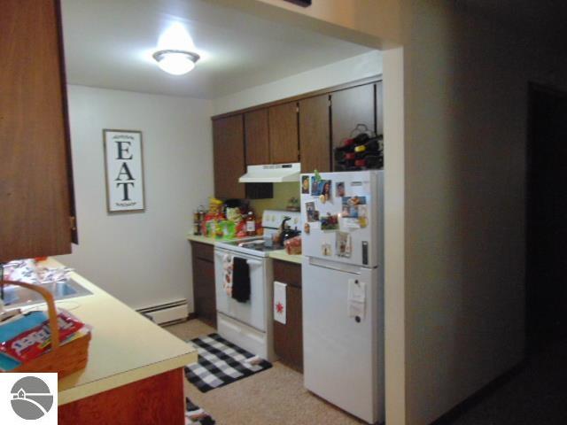 520 Wright Street, Breckenridge, MI 48615 — Photo 9