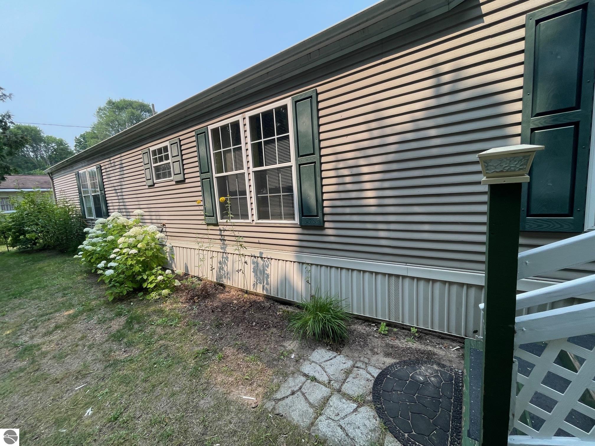 2113 Lincoln, Central Lake, MI 49622 — Photo 3