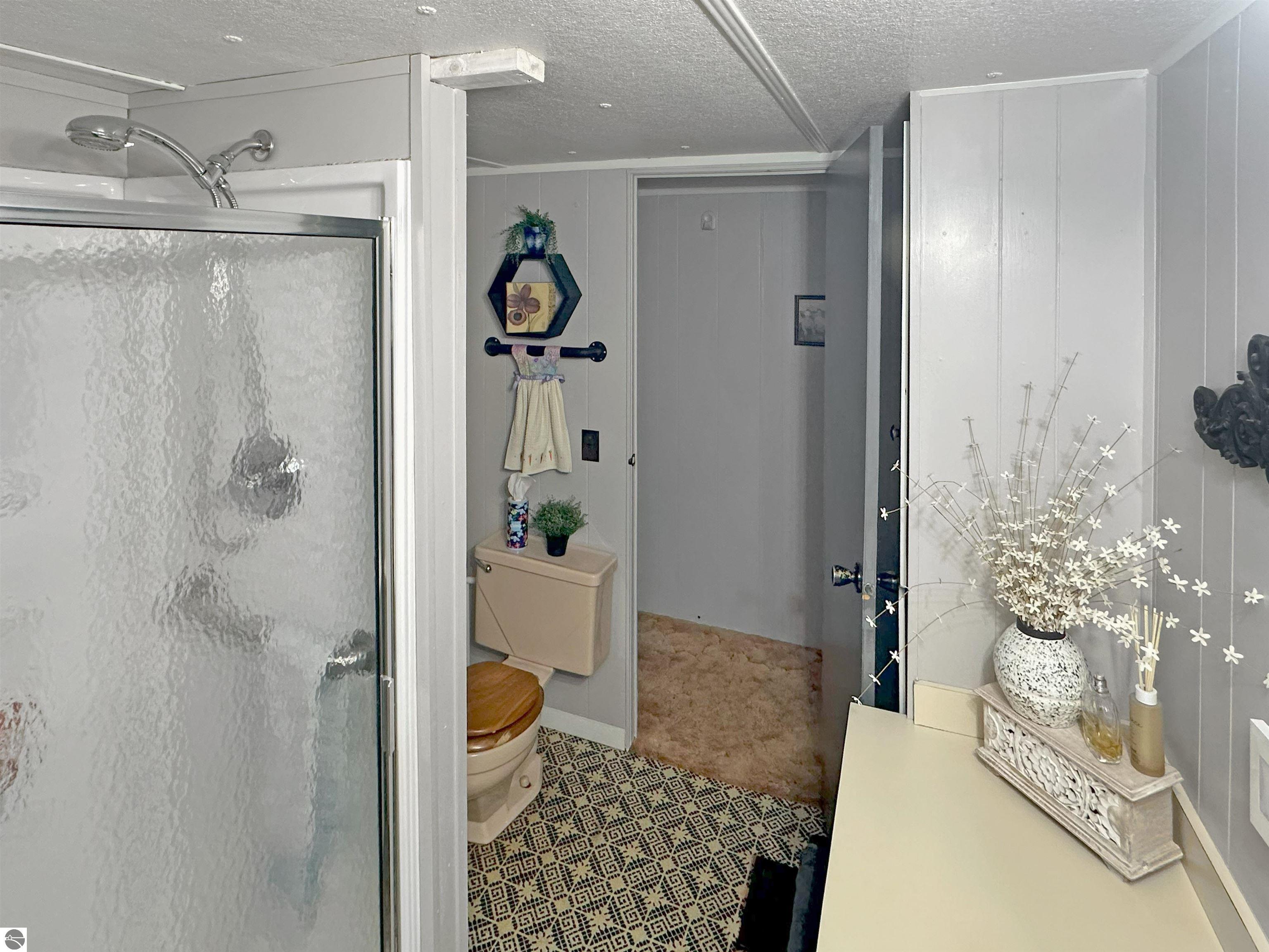 224 S Ferris Road, Sumner, MI 48889 — Photo 10
