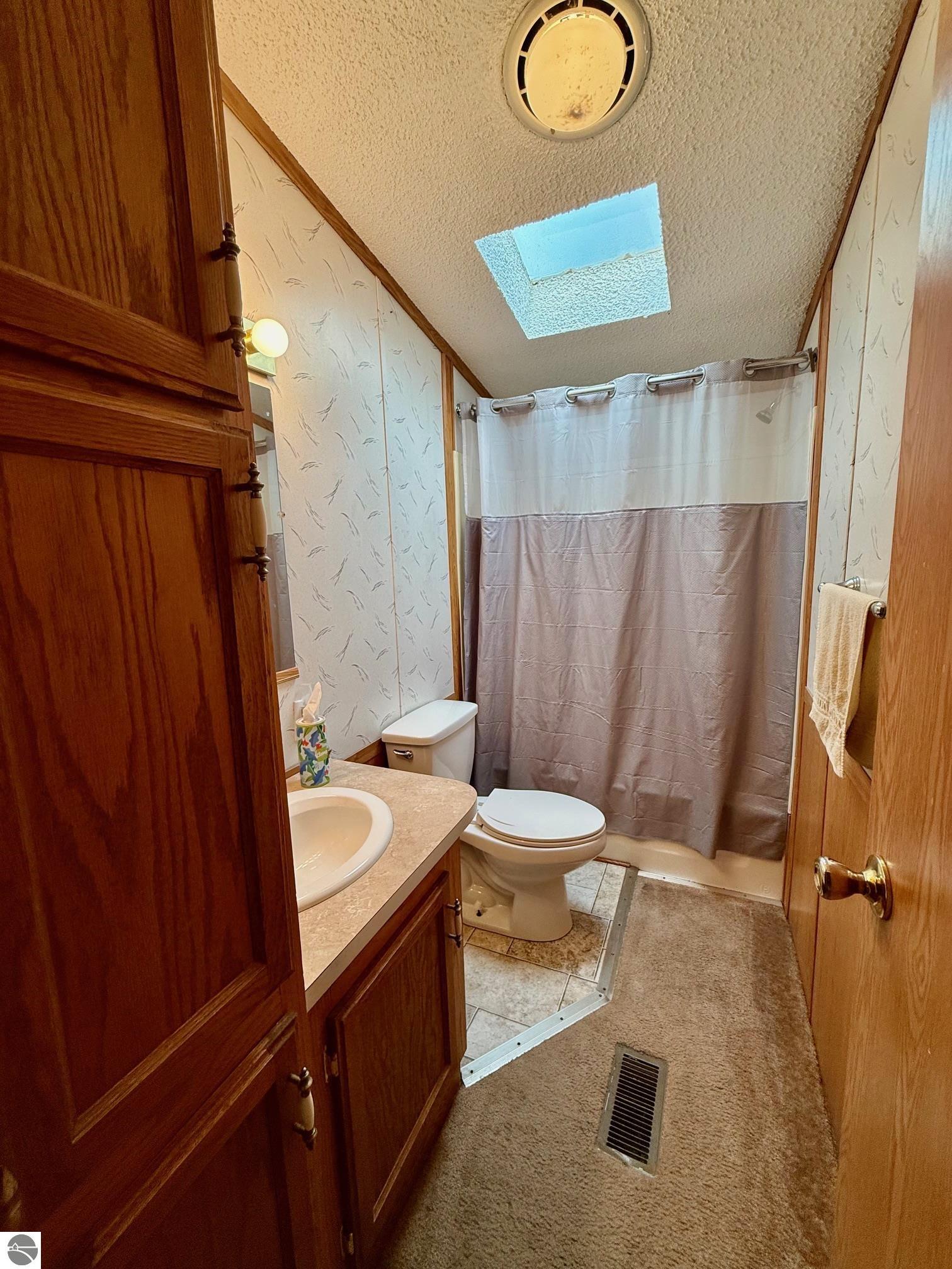 18011 13 Mile Road, Leroy, MI 49655 — Photo 38