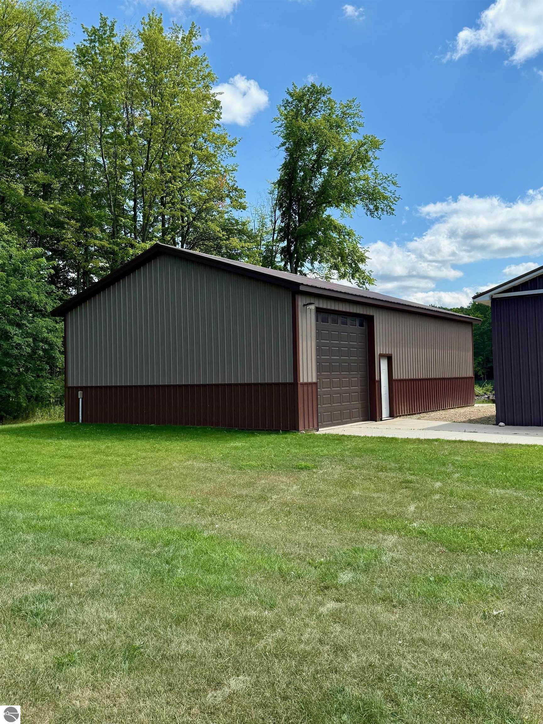 18011 13 Mile Road, Leroy, MI 49655 — Photo 60