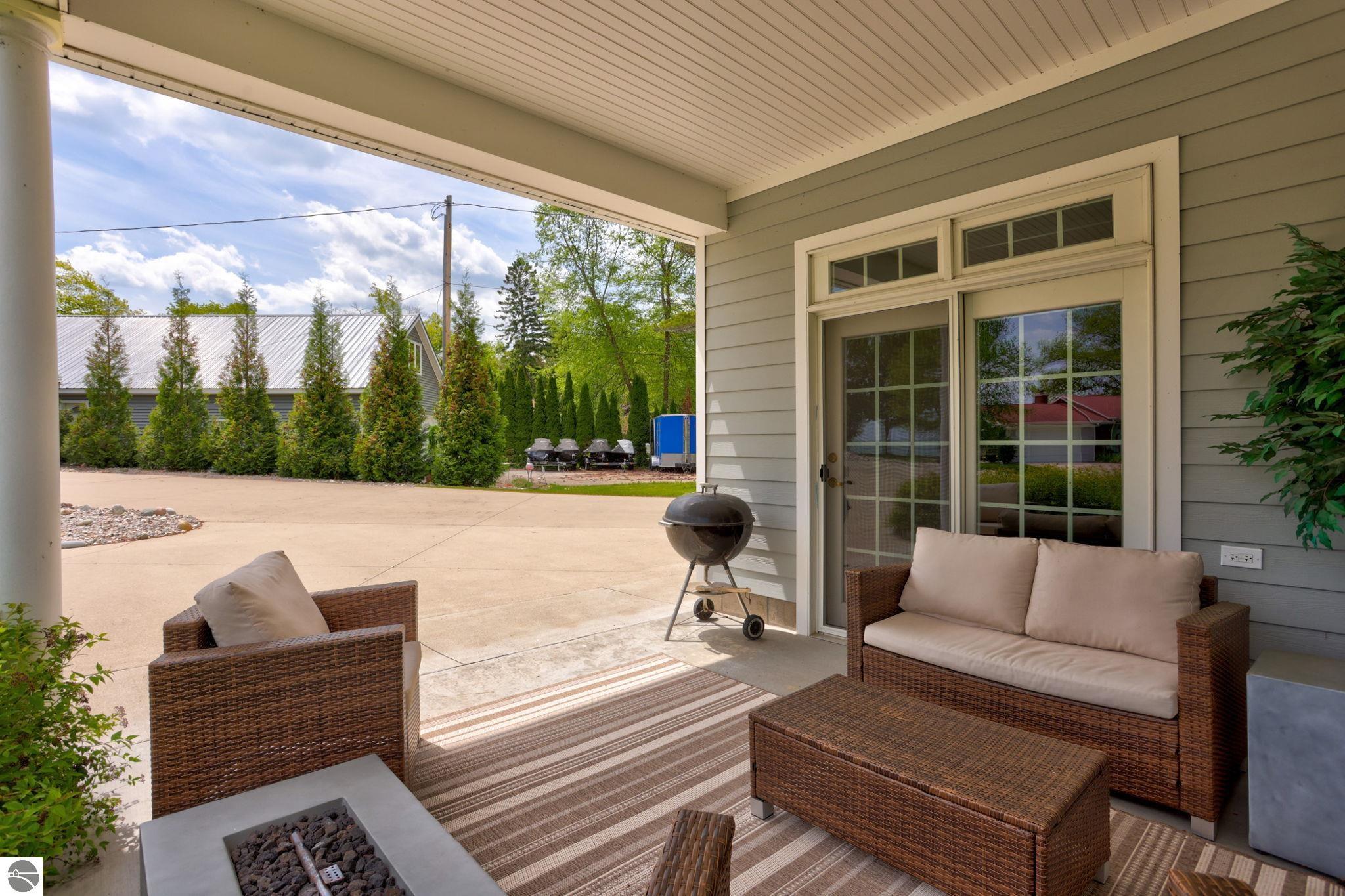 1147 N Bay Drive, Tawas City, MI 48763 — Photo 67