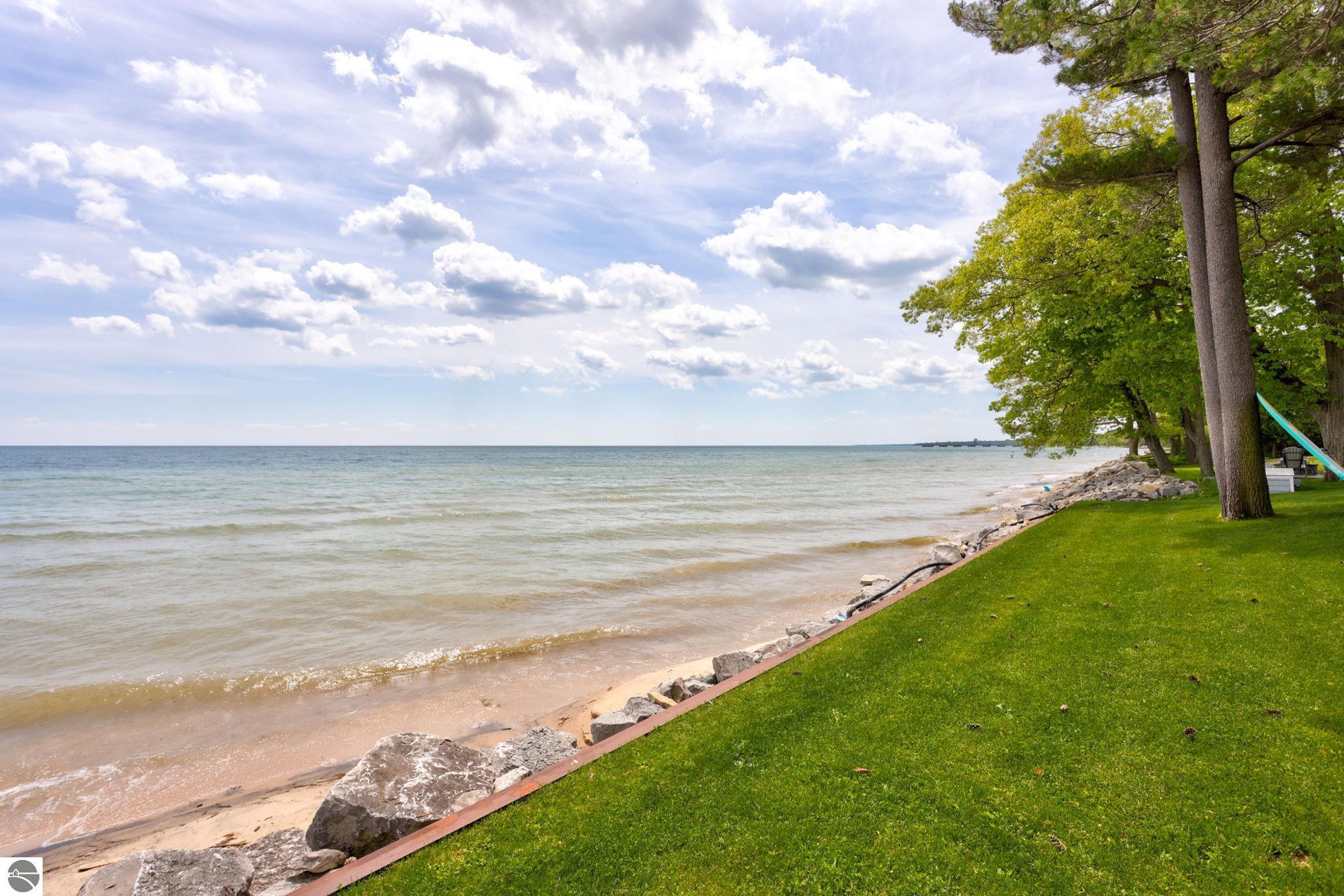 1147 N Bay Drive, Tawas City, MI 48763 — Photo 81