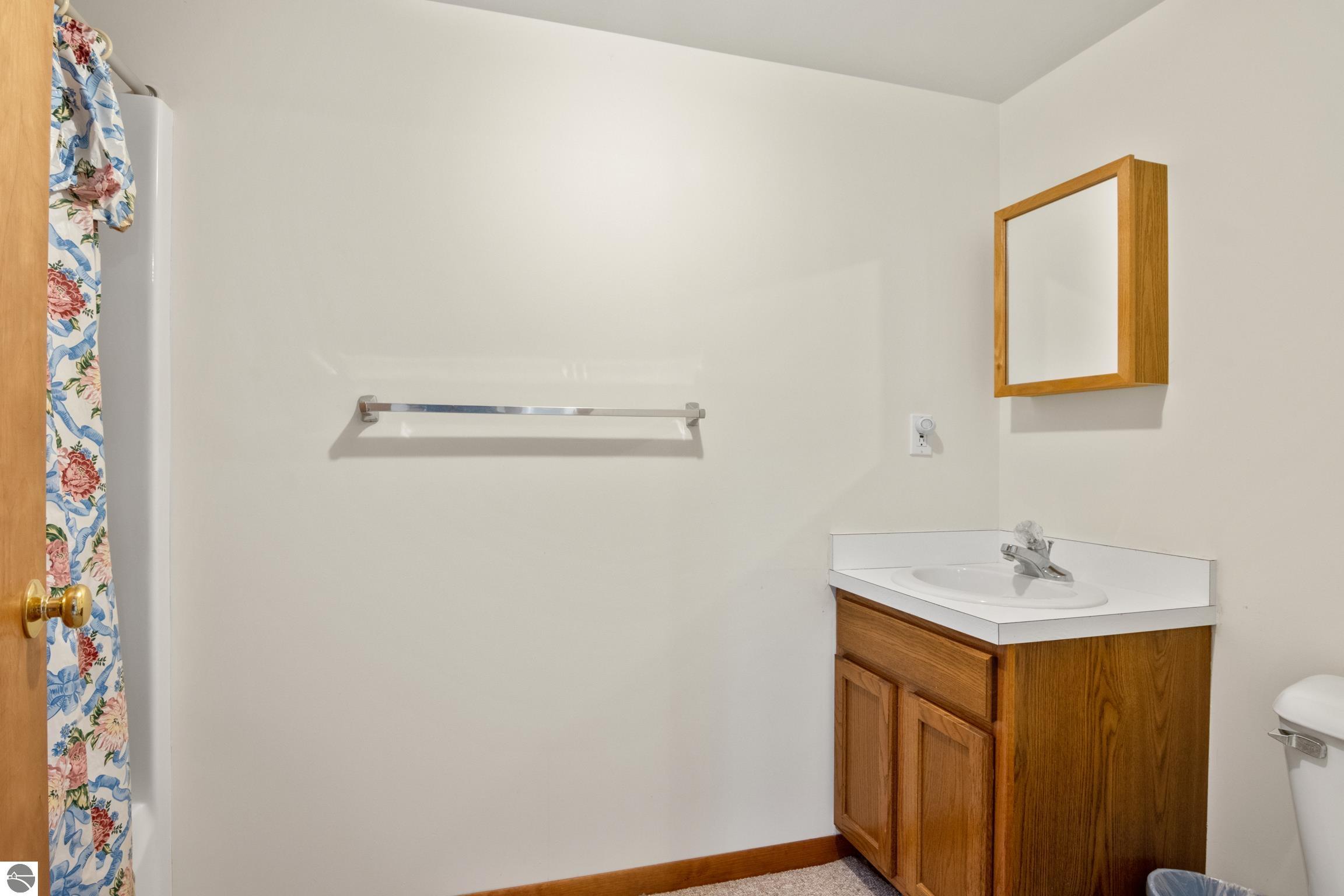 1501 S Ruby Lane, Lake Leelanau, MI 49653 — Photo 23