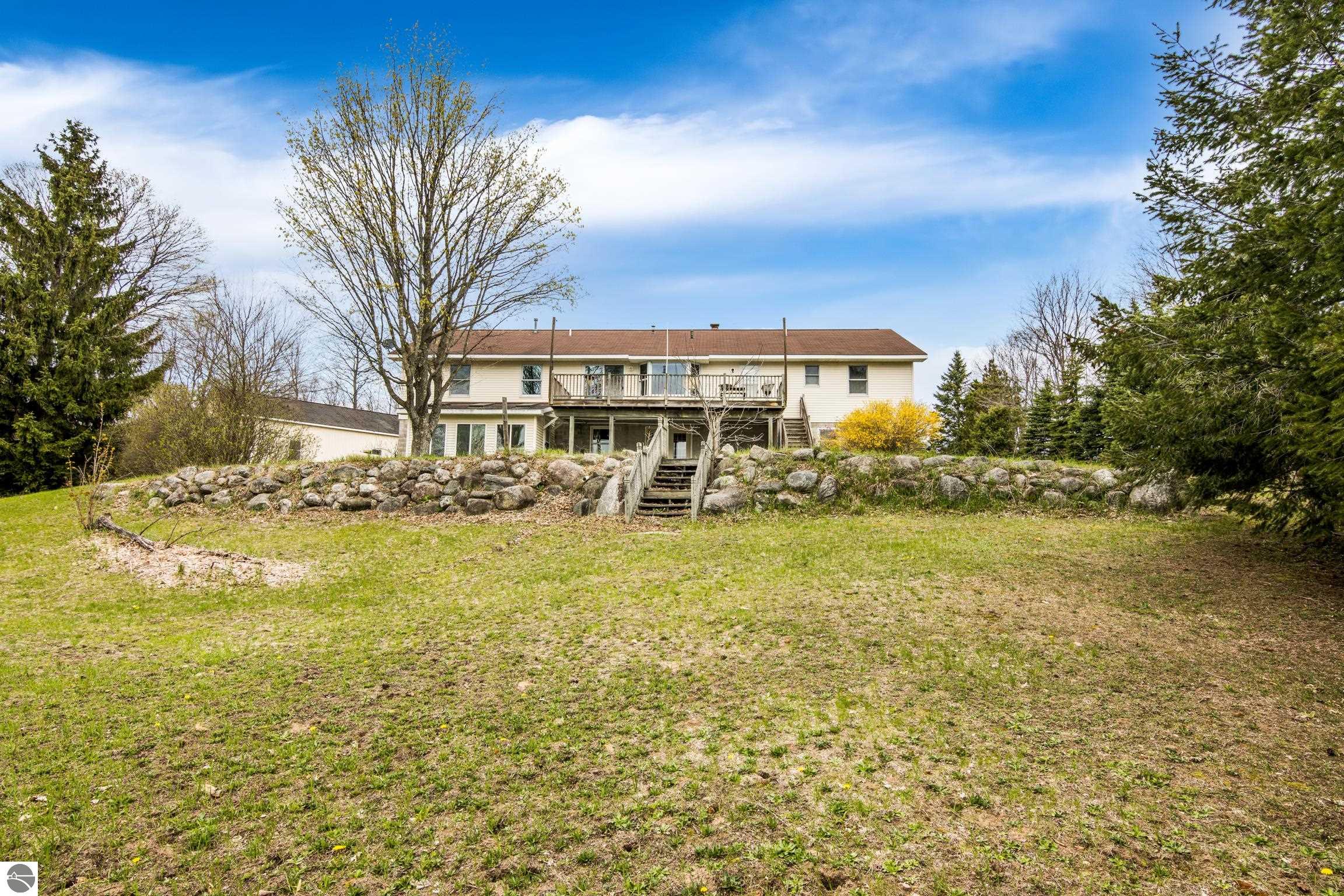 1501 S Ruby Lane, Lake Leelanau, MI 49653 — Photo 4
