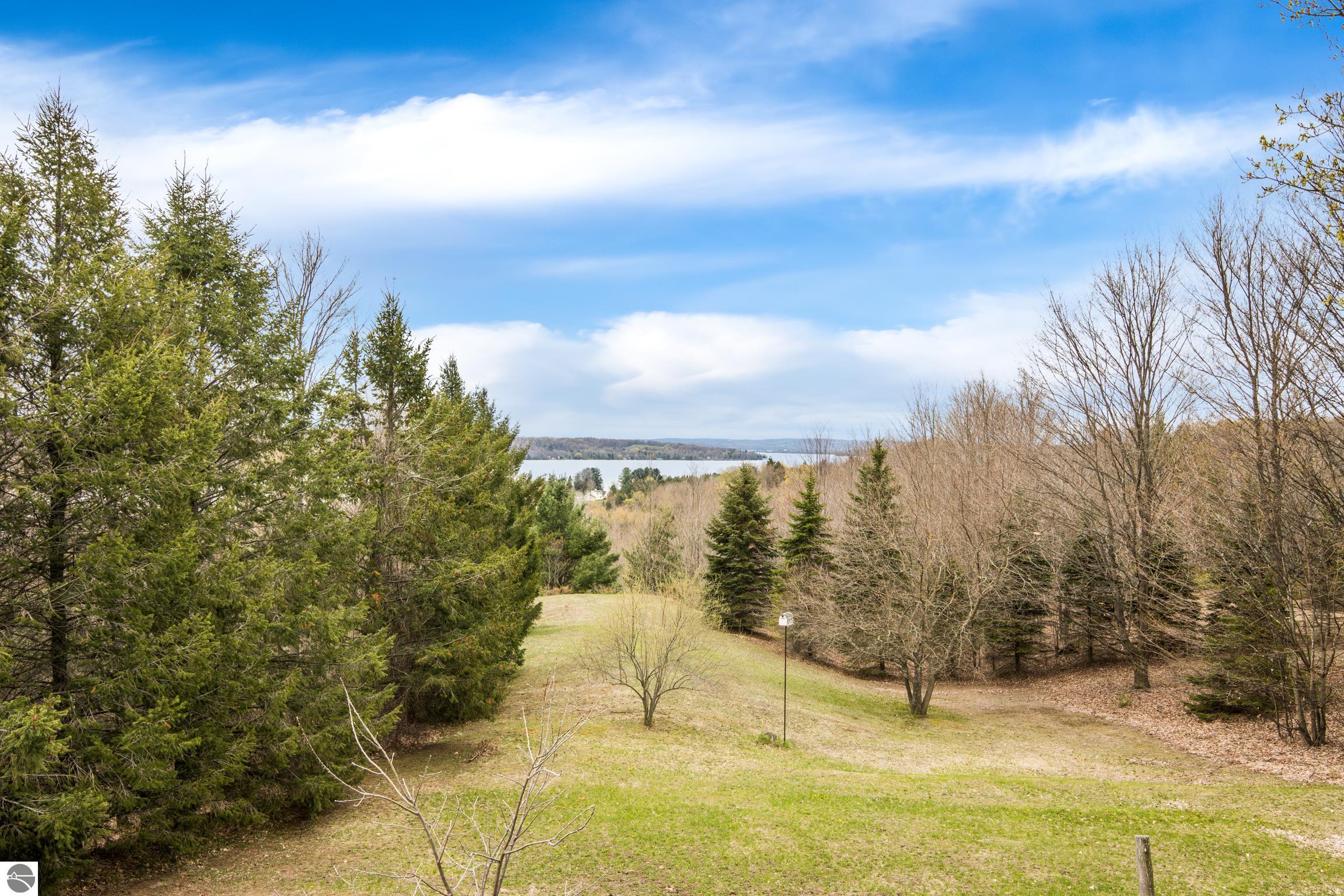 1501 S Ruby Lane, Lake Leelanau, MI 49653 — Photo 32