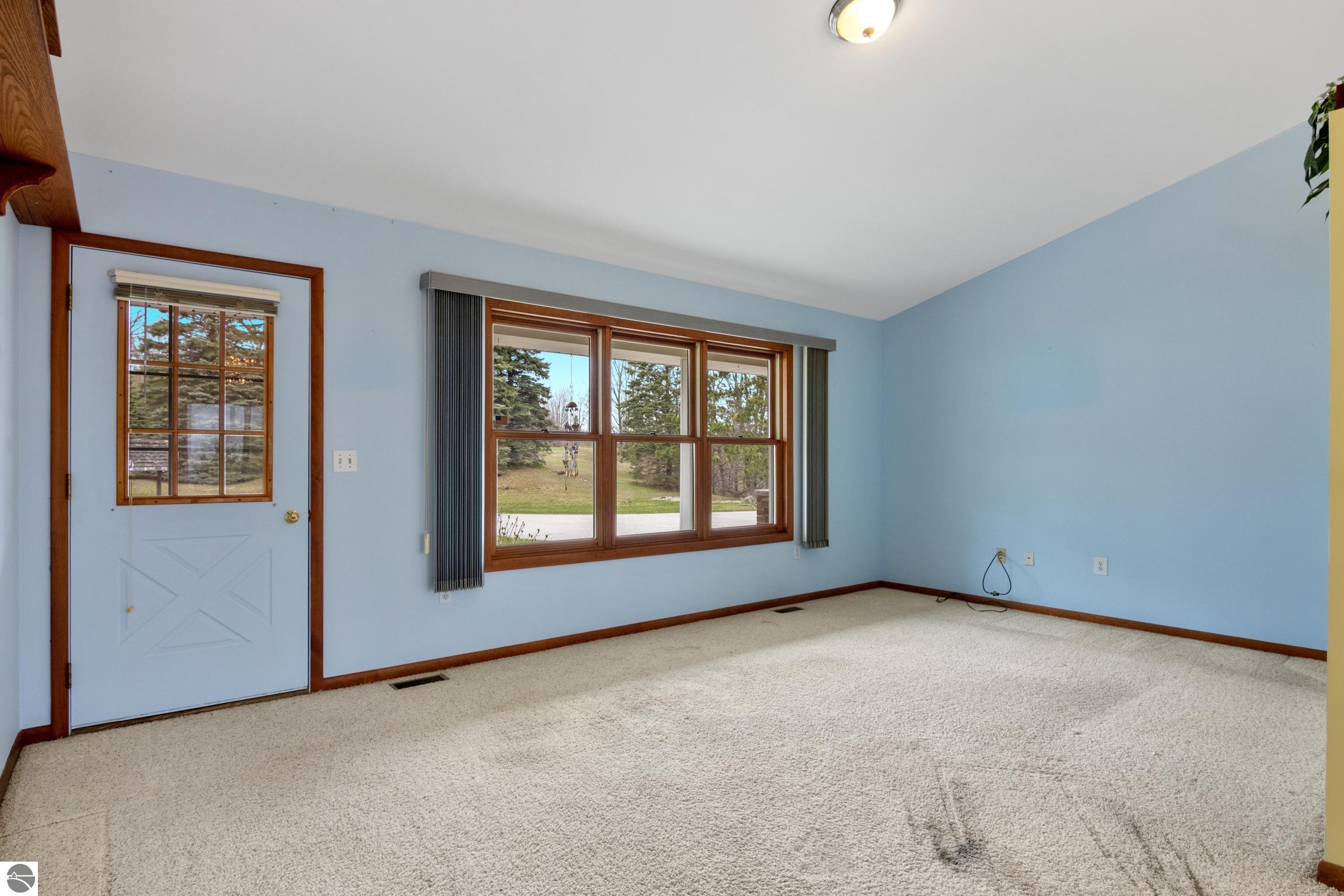 1501 S Ruby Lane, Lake Leelanau, MI 49653 — Photo 7