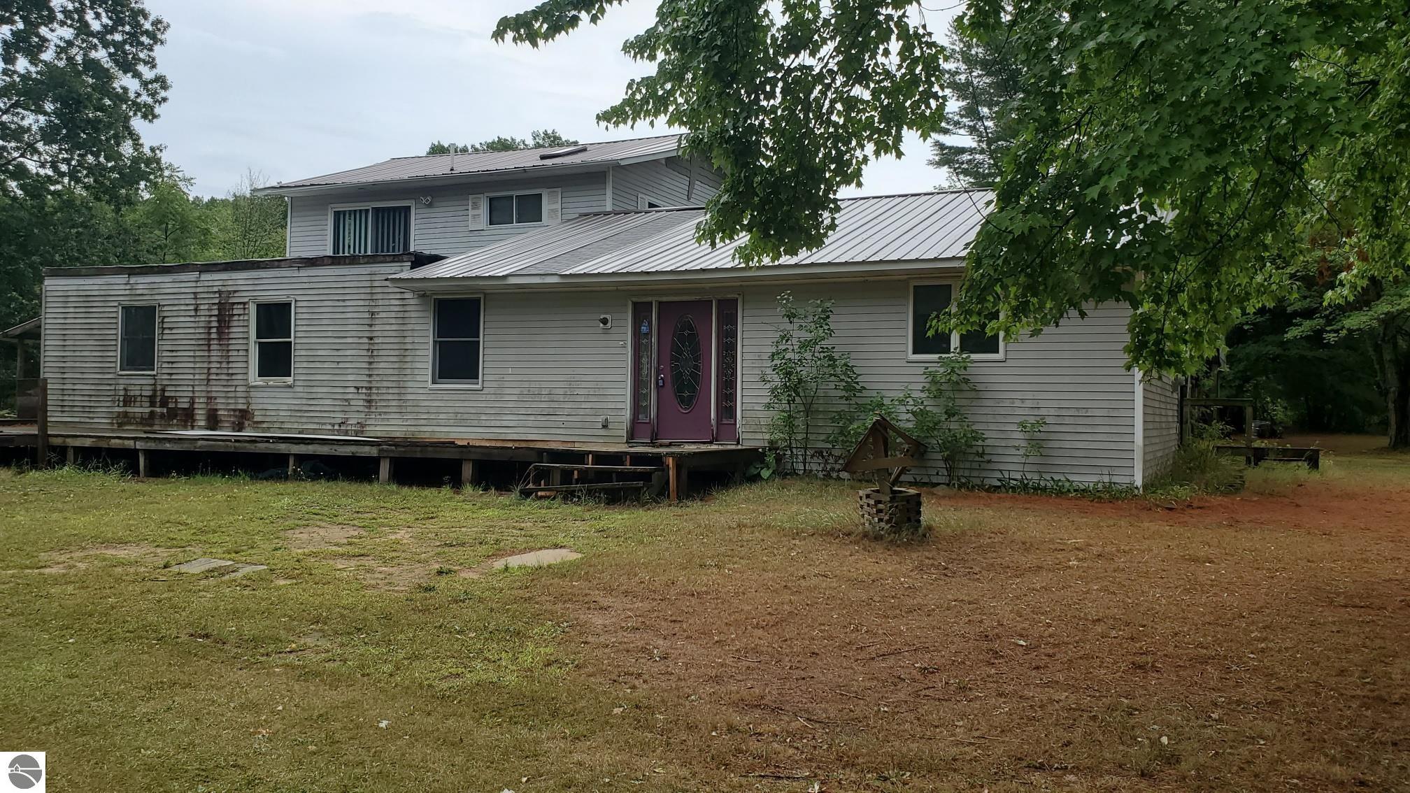9185 S Cook Avenue, Lake, MI 48632 — Photo 3