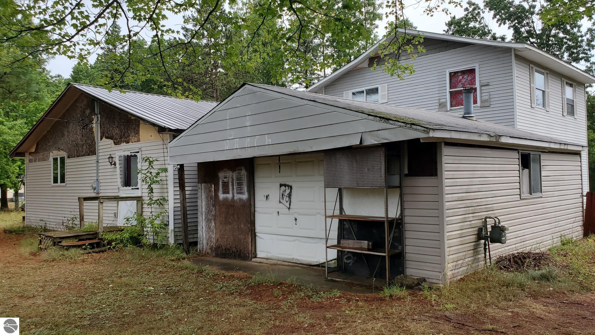 9185 S Cook Avenue, Lake, MI 48632 — Photo 7