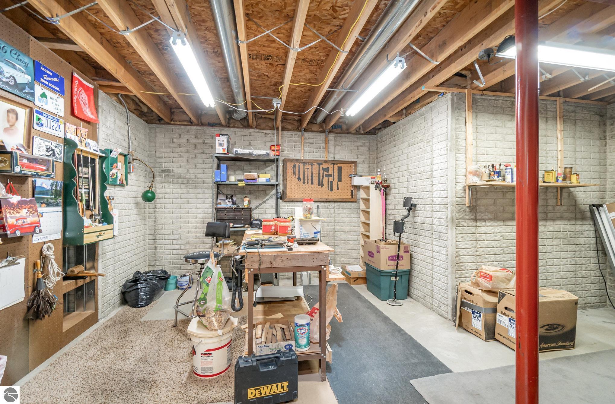 5330 Elm Run, Farwell, MI 48622 — Photo 19