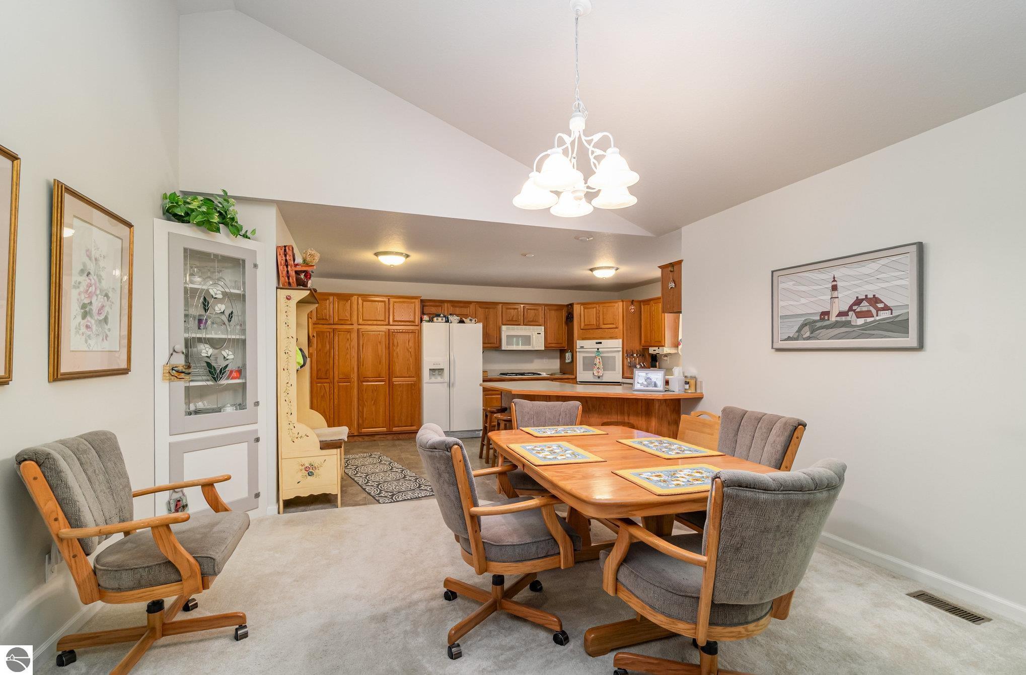 5330 Elm Run, Farwell, MI 48622 — Photo 4