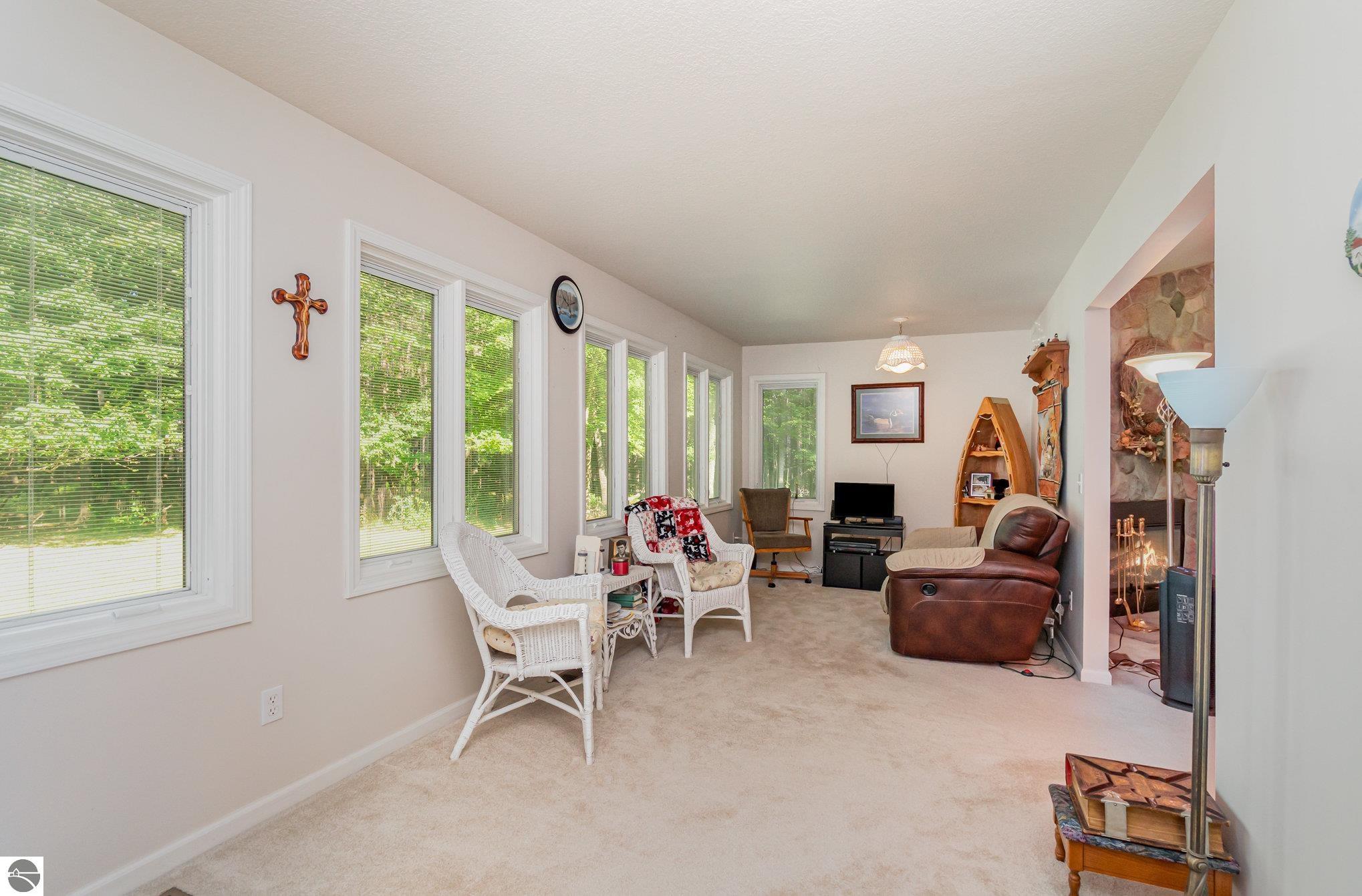 5330 Elm Run, Farwell, MI 48622 — Photo 9