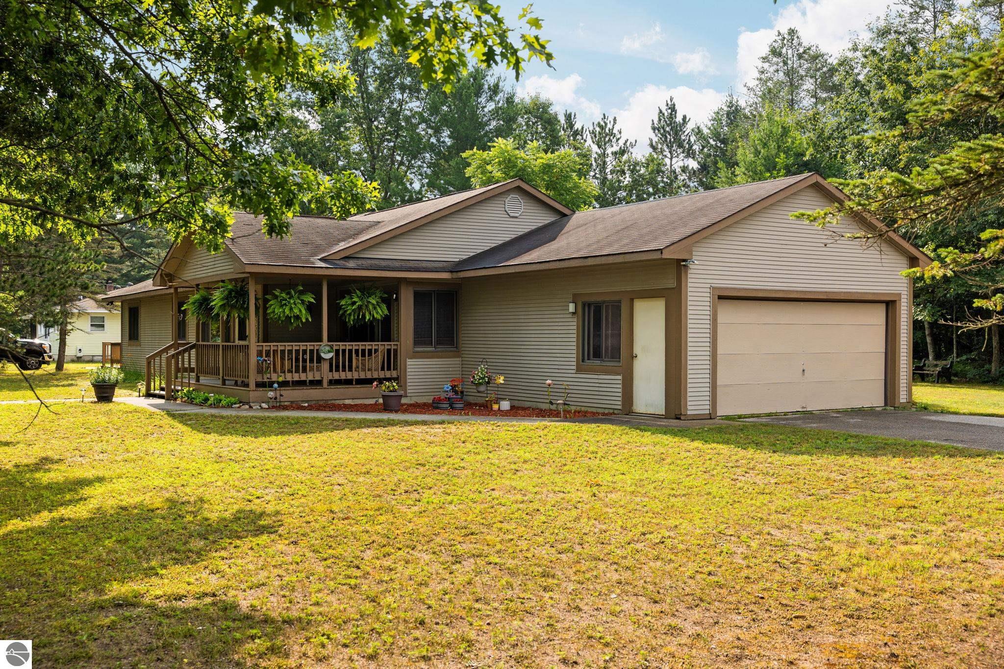 535 Third Street, Kalkaska, MI 49646 — Photo 2