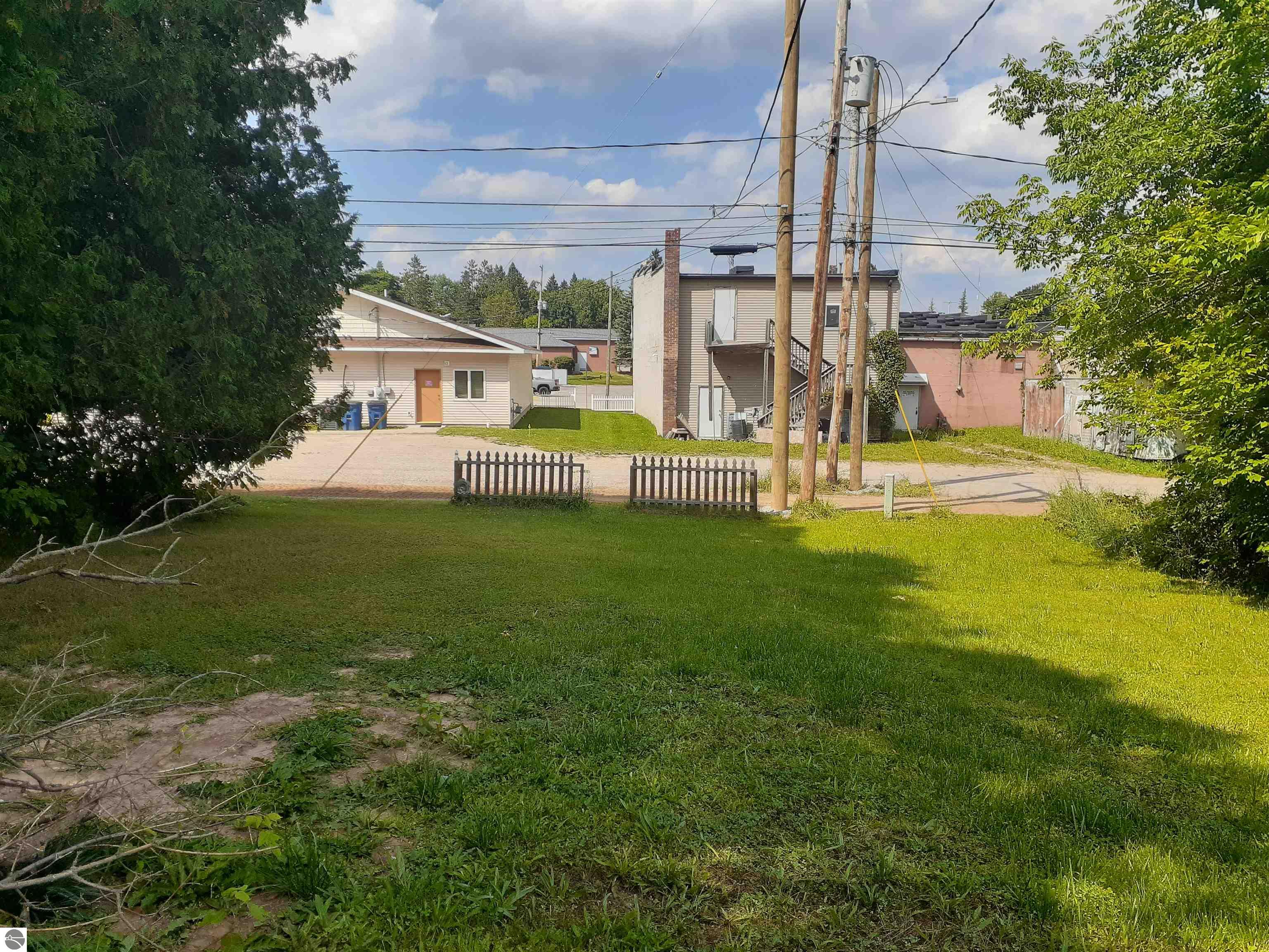 Click to enlarge photo