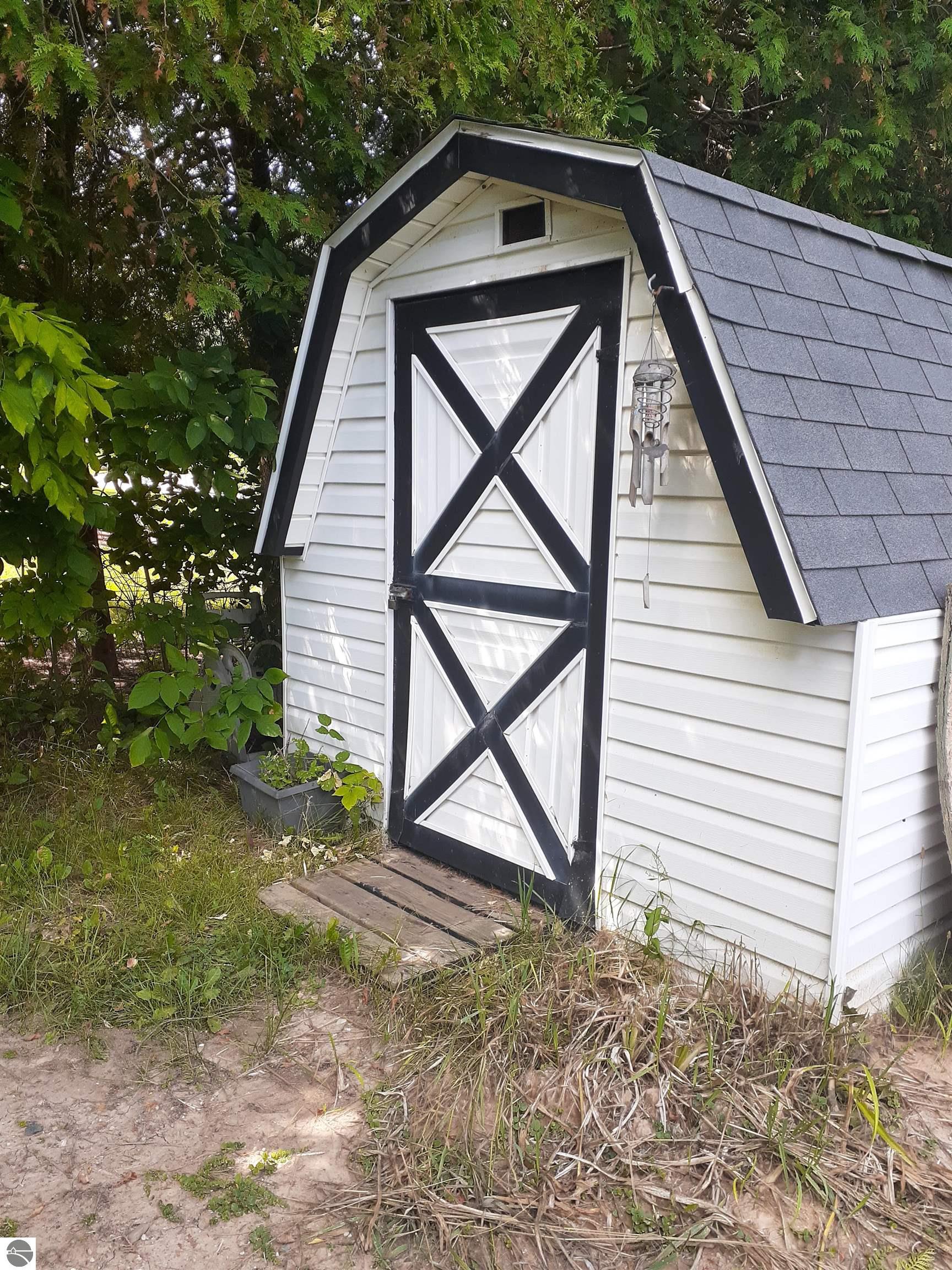 Click to enlarge photo