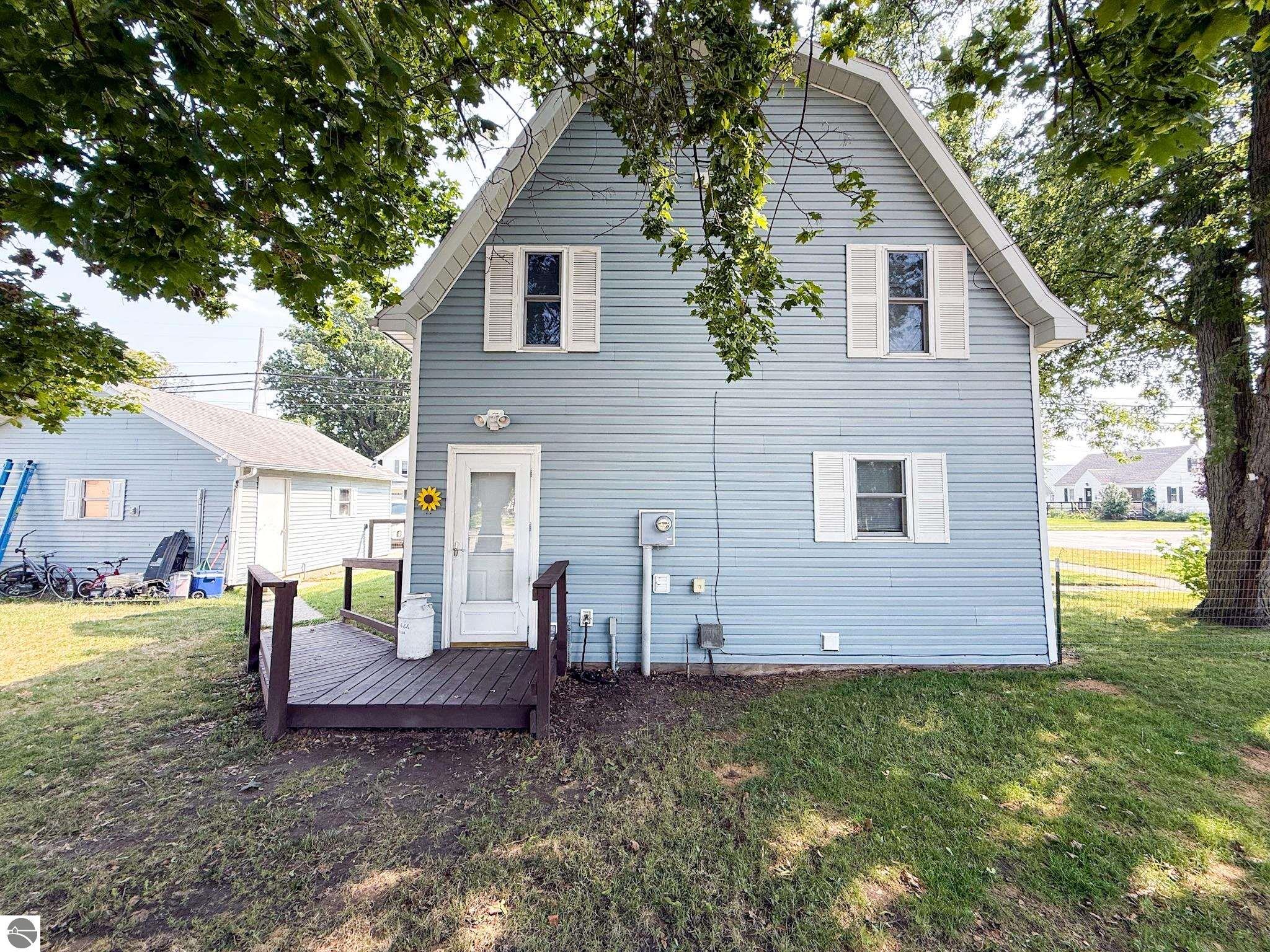 145 S Johnson Street, Merrill, MI 48637 — Photo 3