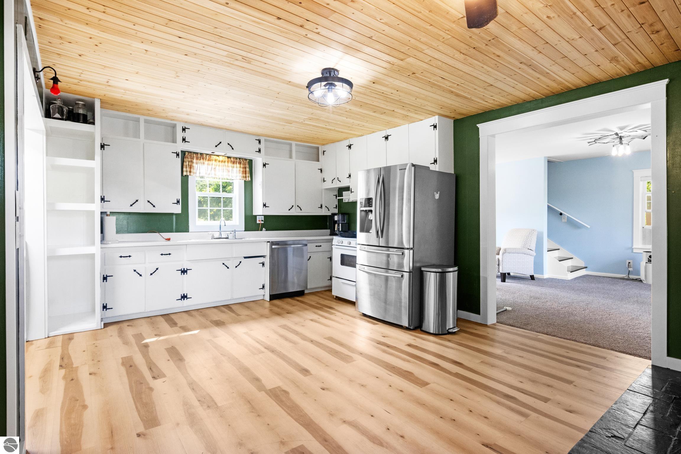 2800 N 25 Road, Mesick, MI 49668 — Photo 8