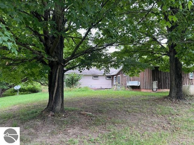 3819 Mckinney Road, Central Lake, MI 49622 — Photo 16