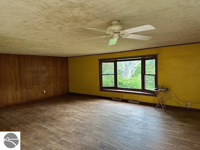 3819 Mckinney Road, Central Lake, MI 49622 — Photo 5