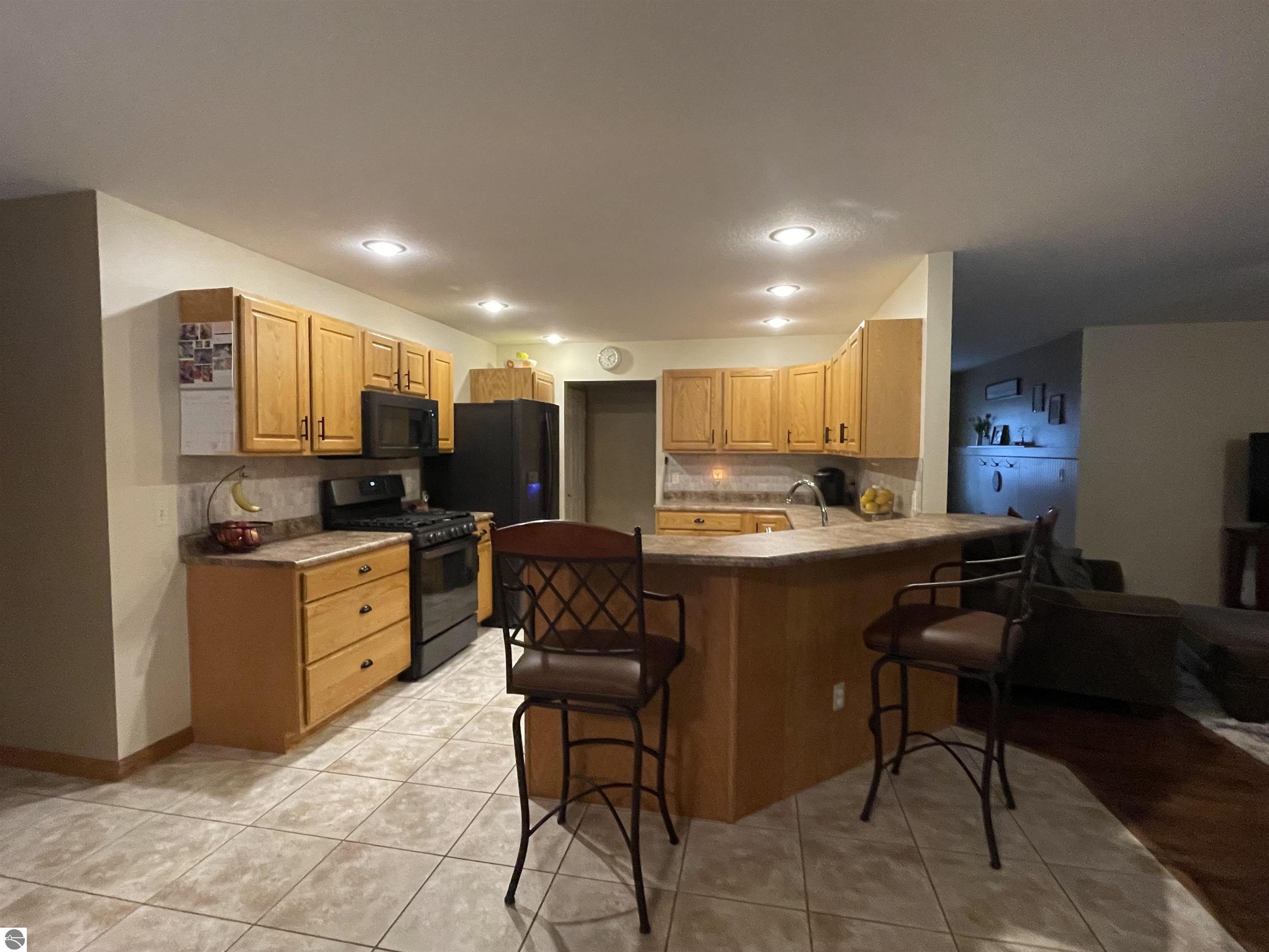 742 Blossomwood Drive, Clare, MI 48617 — Photo 17