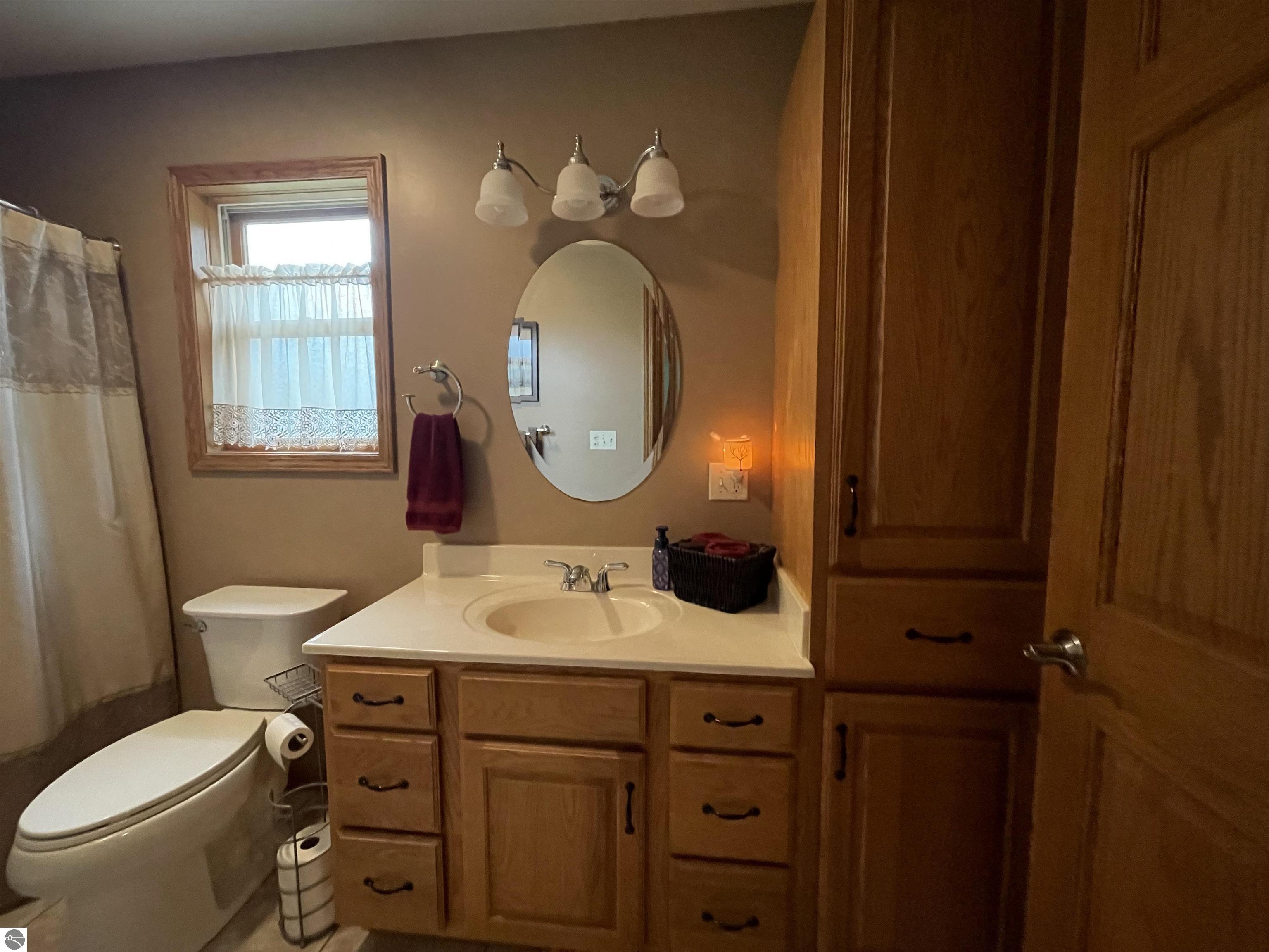 742 Blossomwood Drive, Clare, MI 48617 — Photo 31