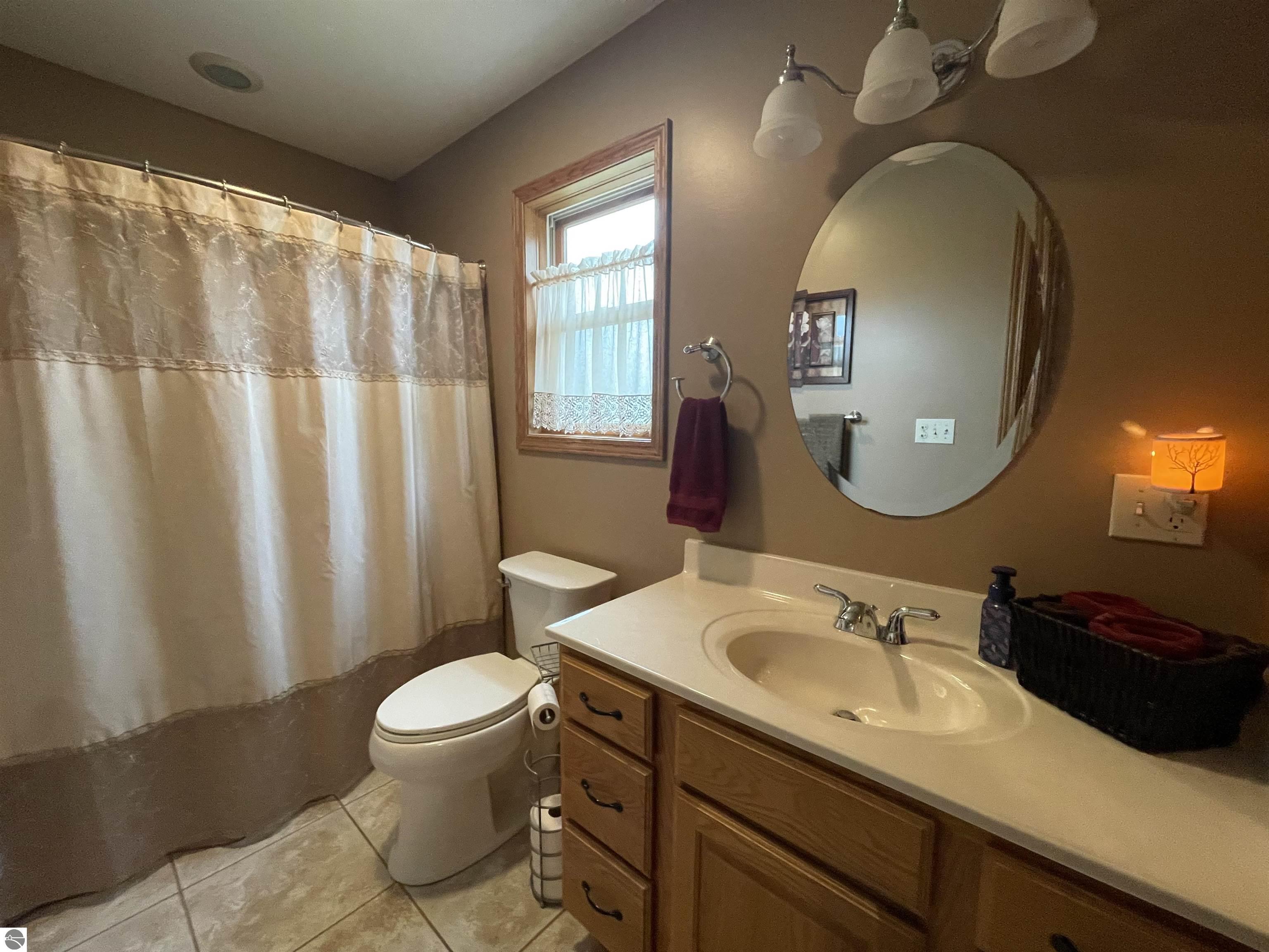 742 Blossomwood Drive, Clare, MI 48617 — Photo 32