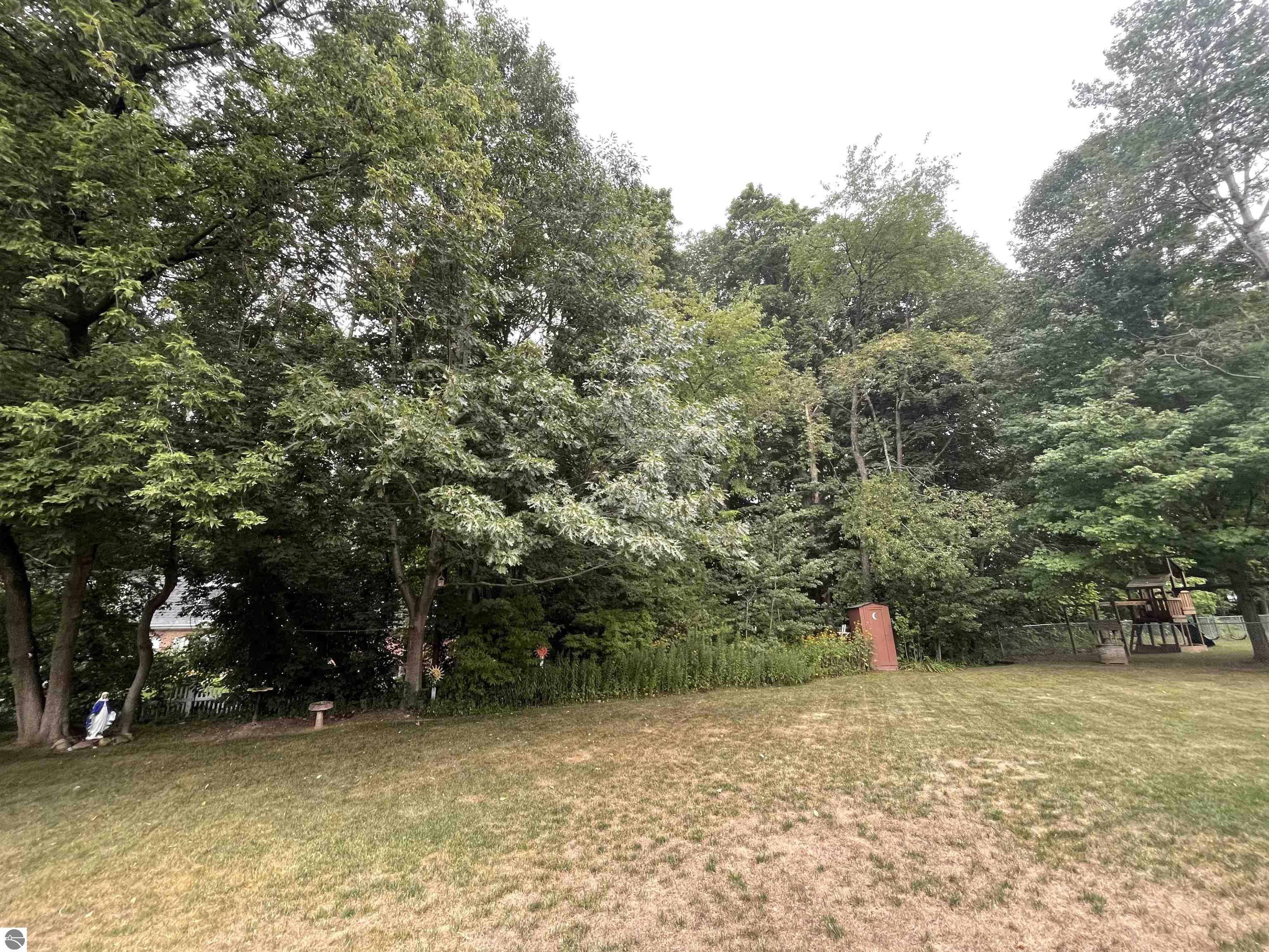 742 Blossomwood Drive, Clare, MI 48617 — Photo 39